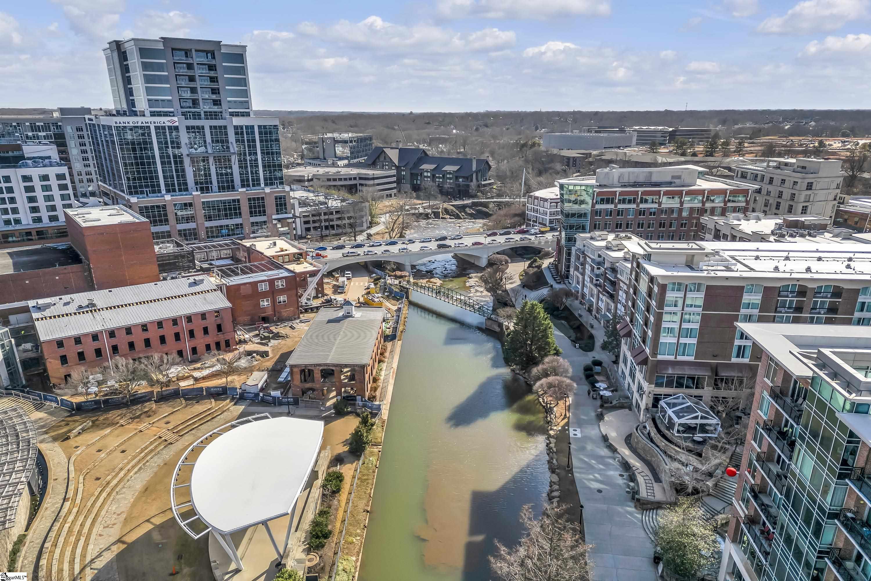 155 Riverplace Unit 201