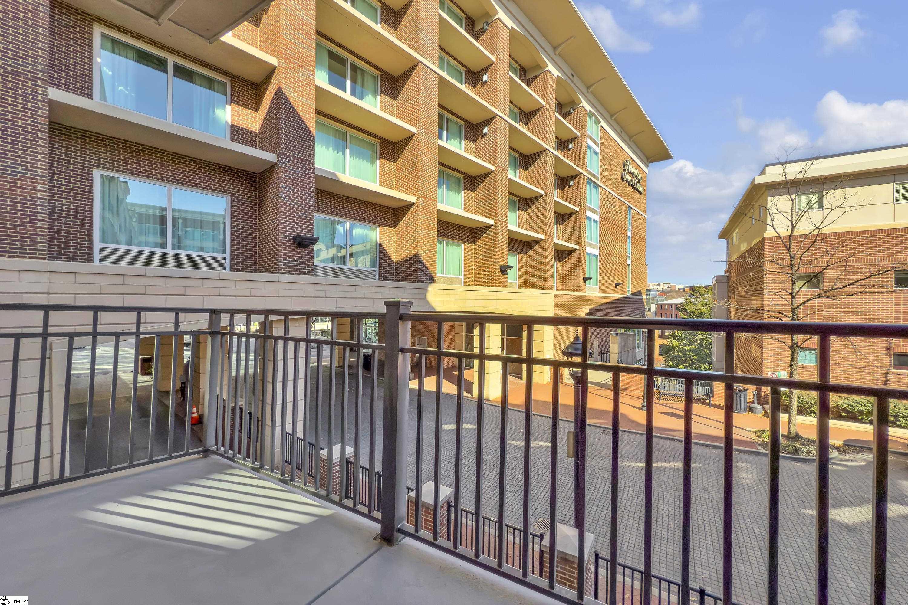 155 Riverplace Unit 201