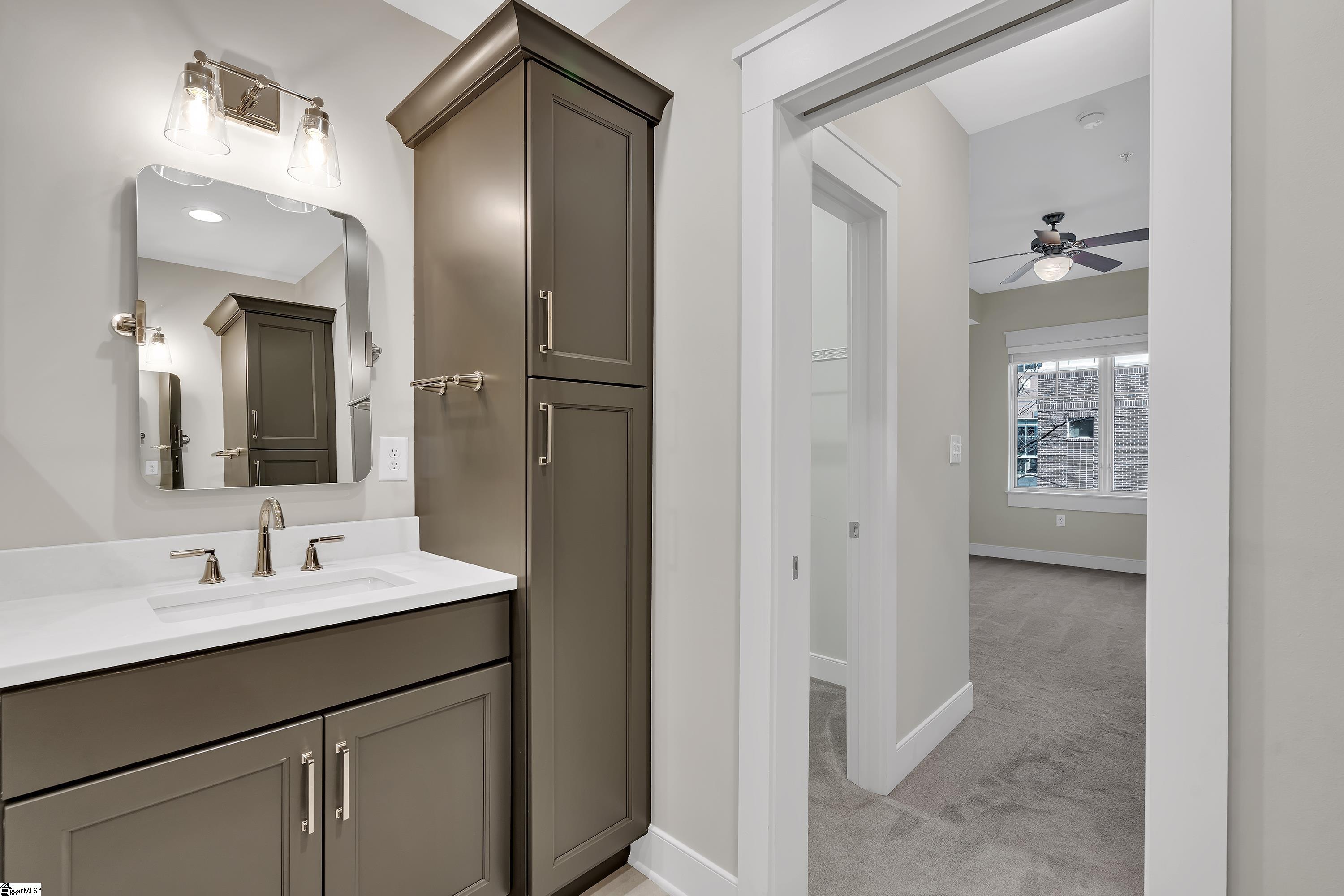 155 Riverplace Unit 201
