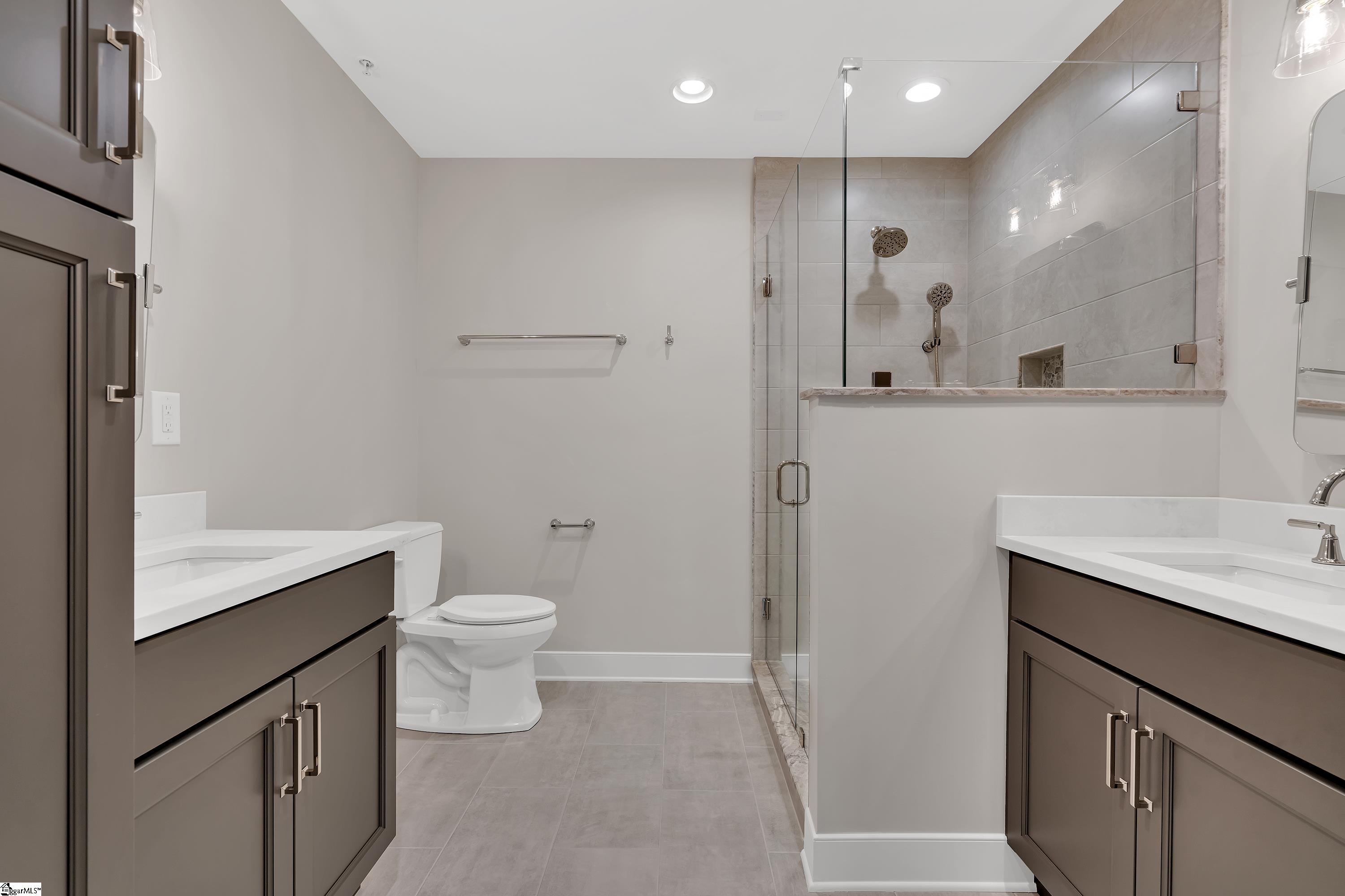155 Riverplace Unit 201