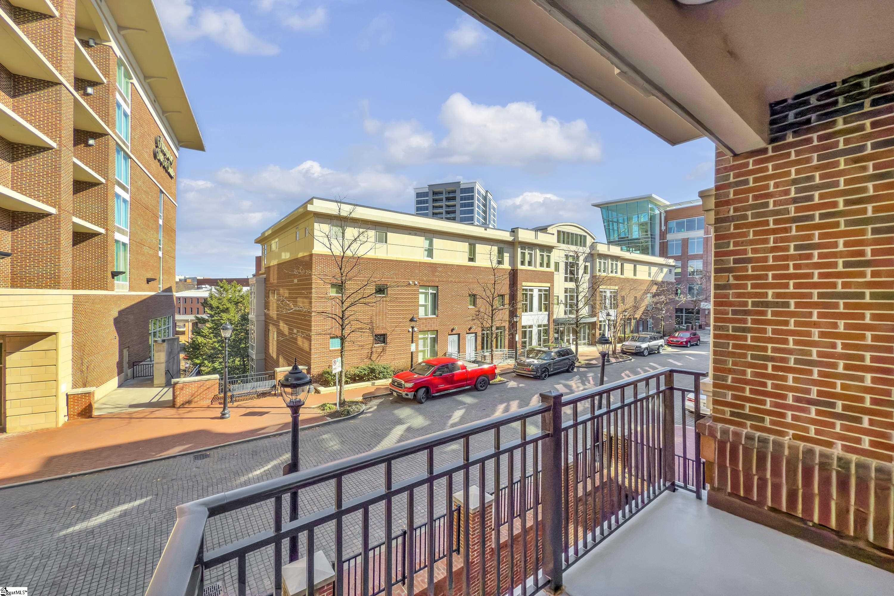 155 Riverplace Unit 201