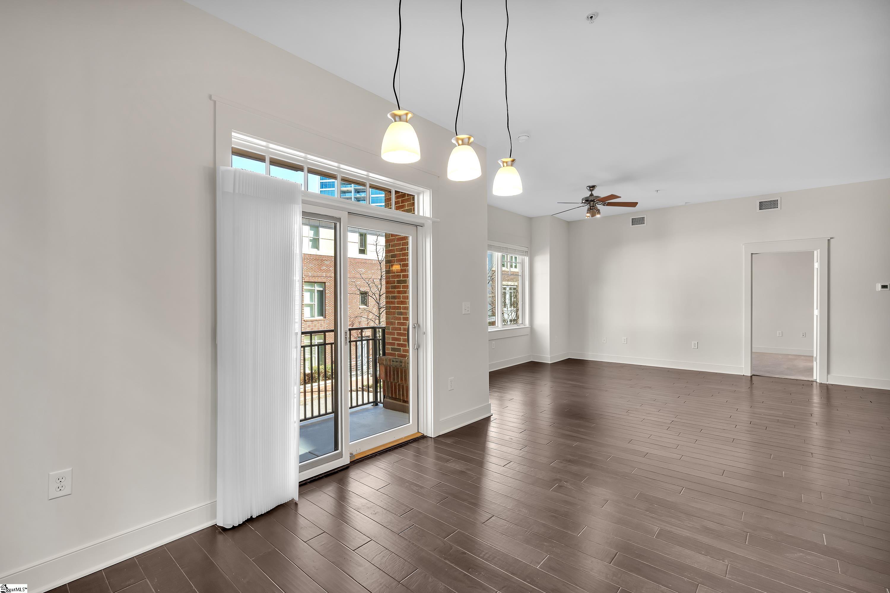 155 Riverplace Unit 201