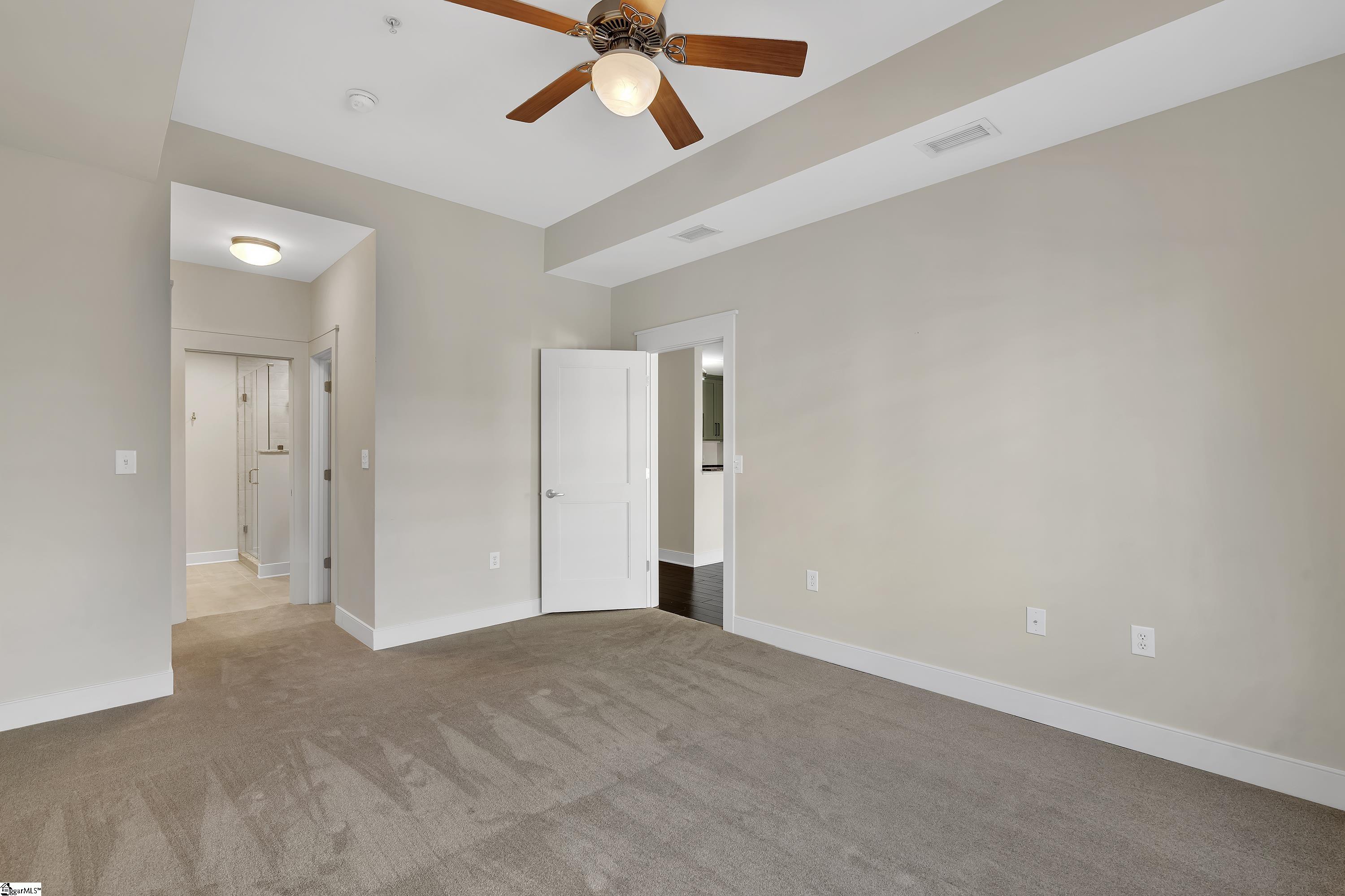 155 Riverplace Unit 201