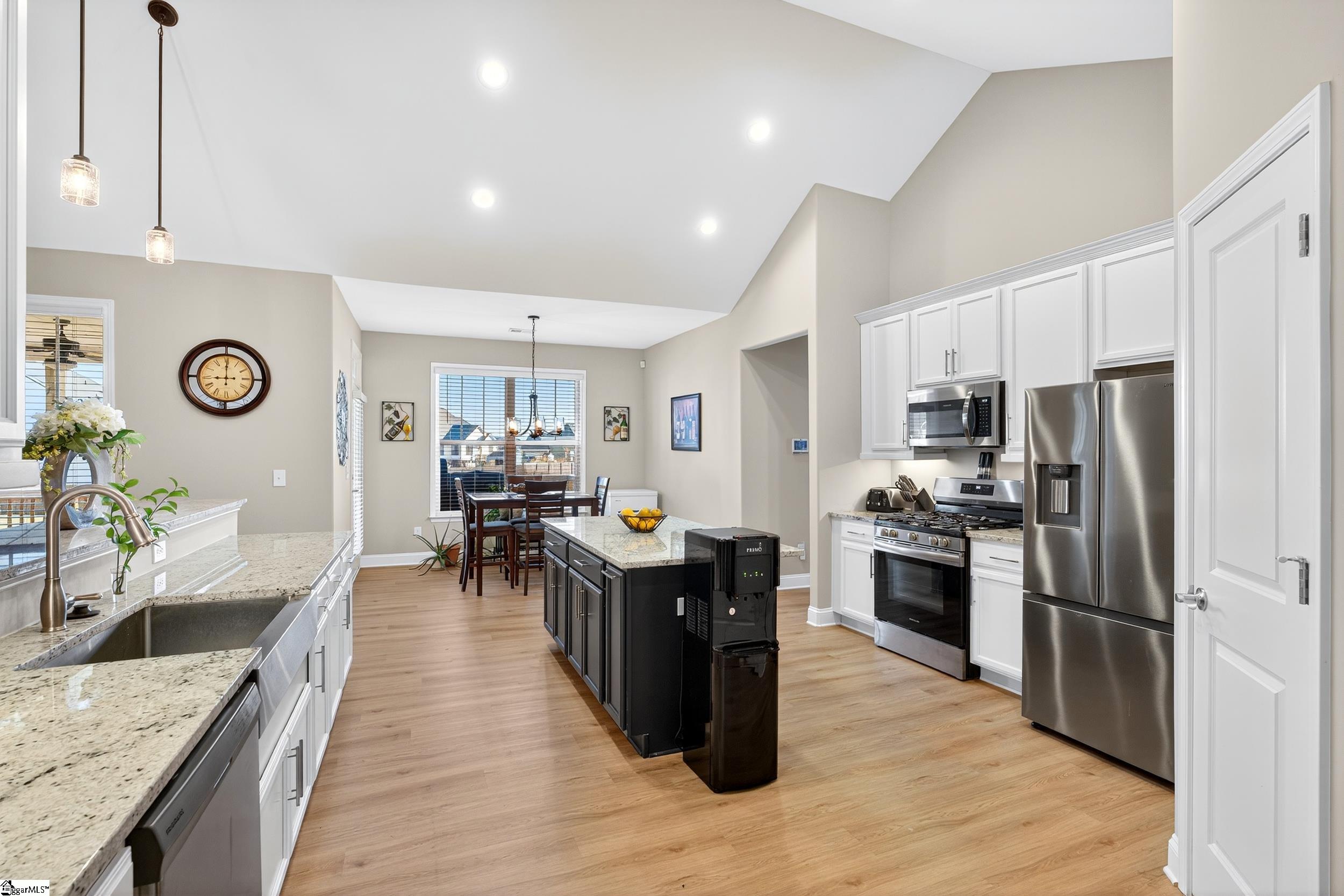 834 Grantwood Circle