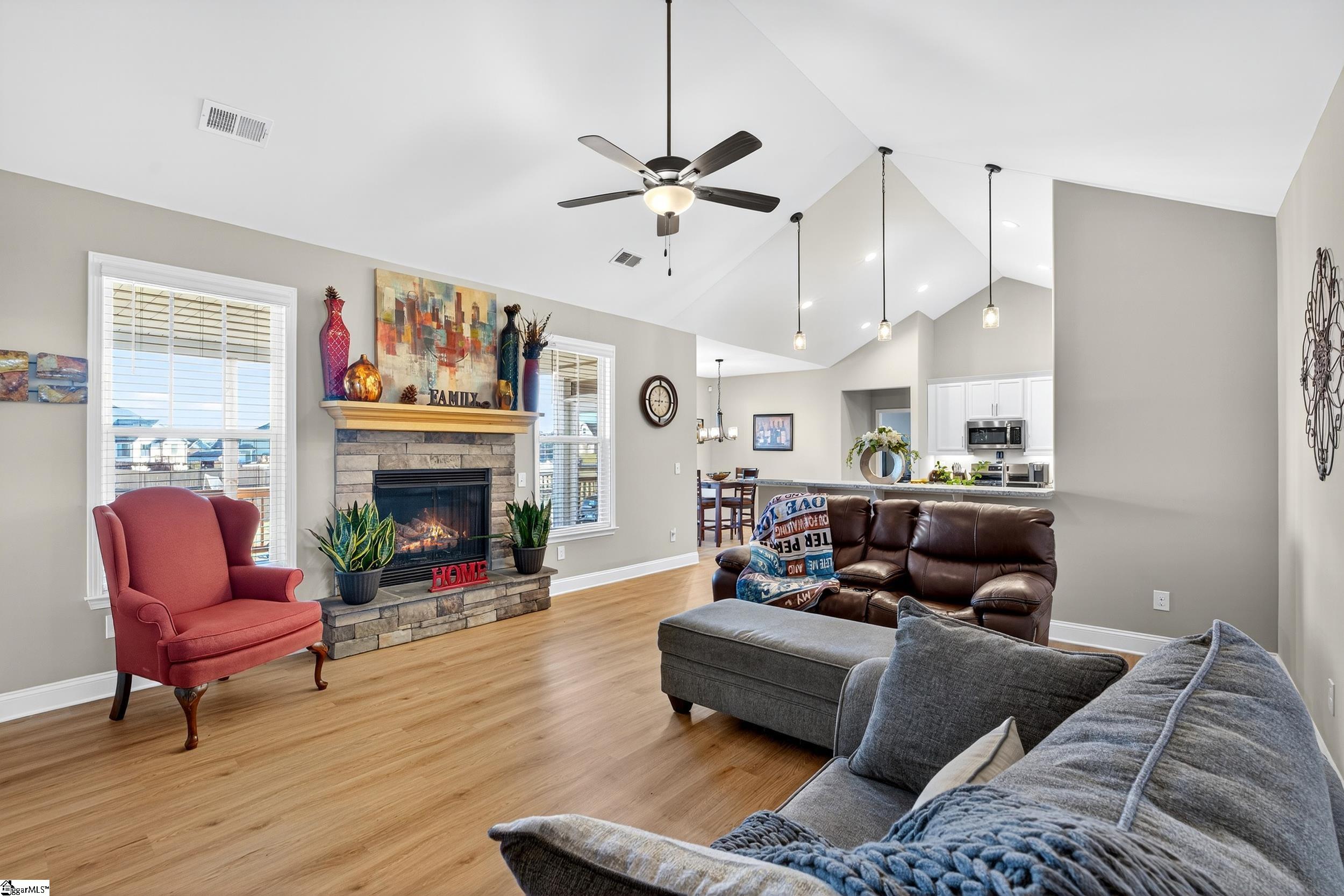 834 Grantwood Circle