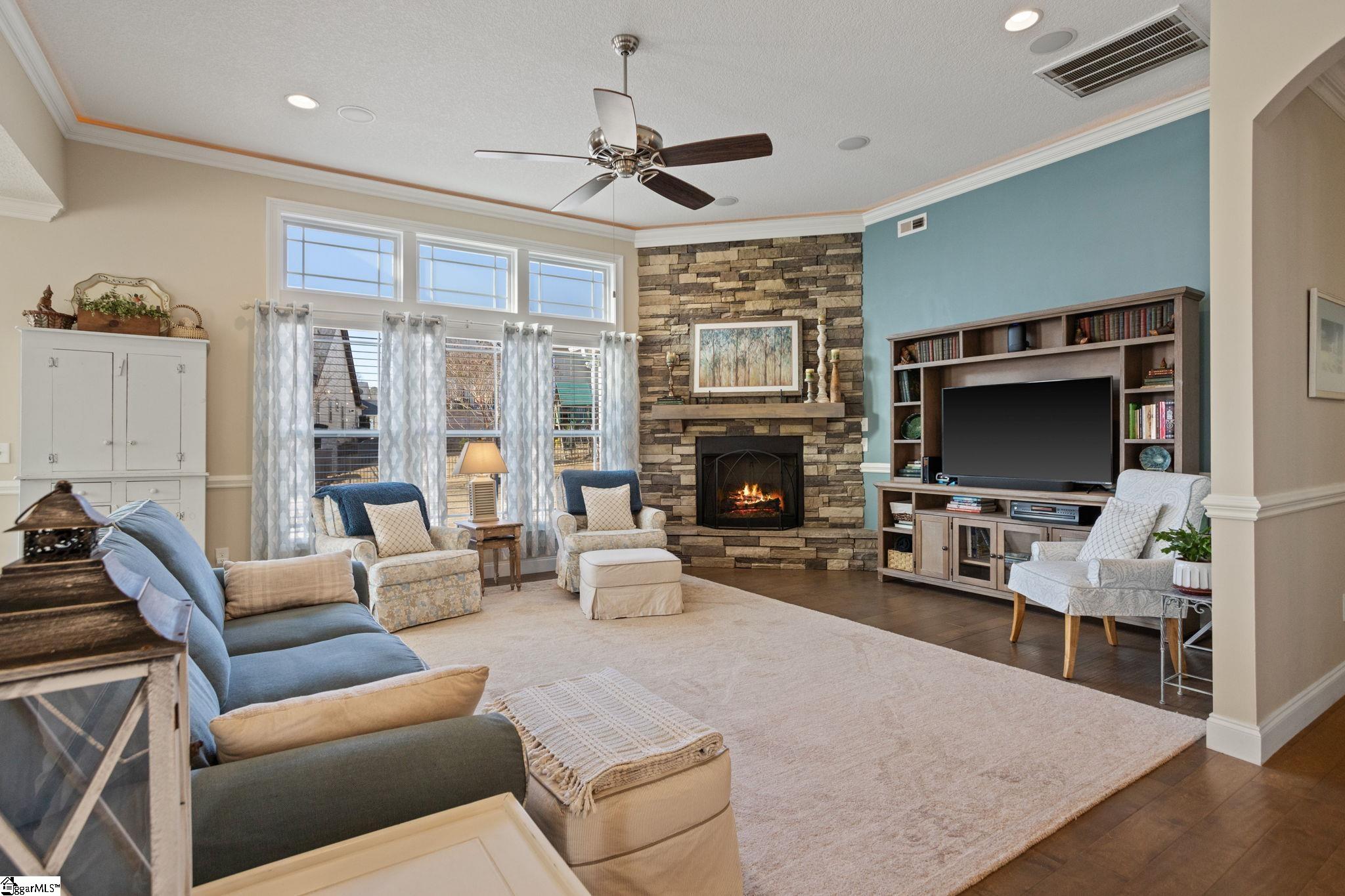 323 Holly Oaks Lane
