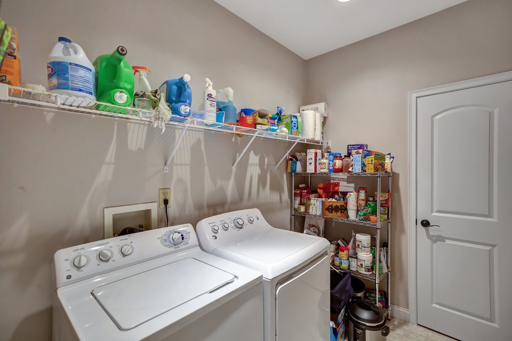 15 Westwind Court