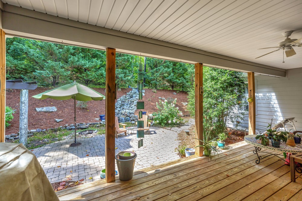 15 Westwind Court