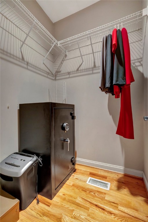 15 Westwind Court