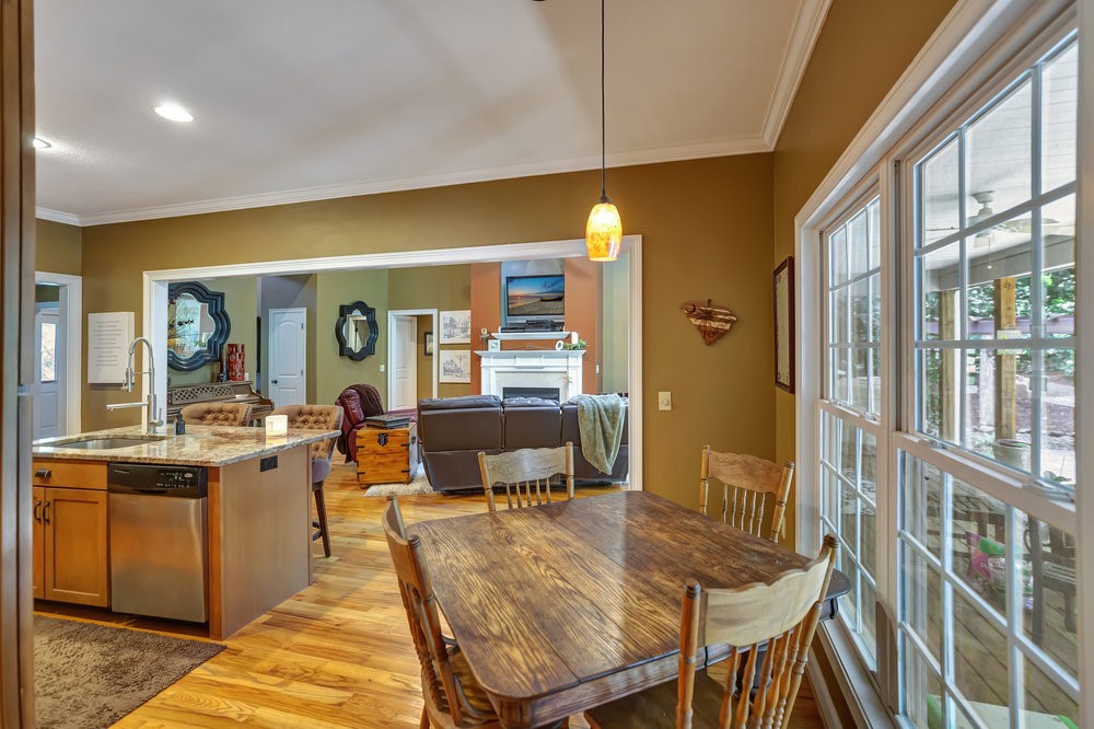 15 Westwind Court