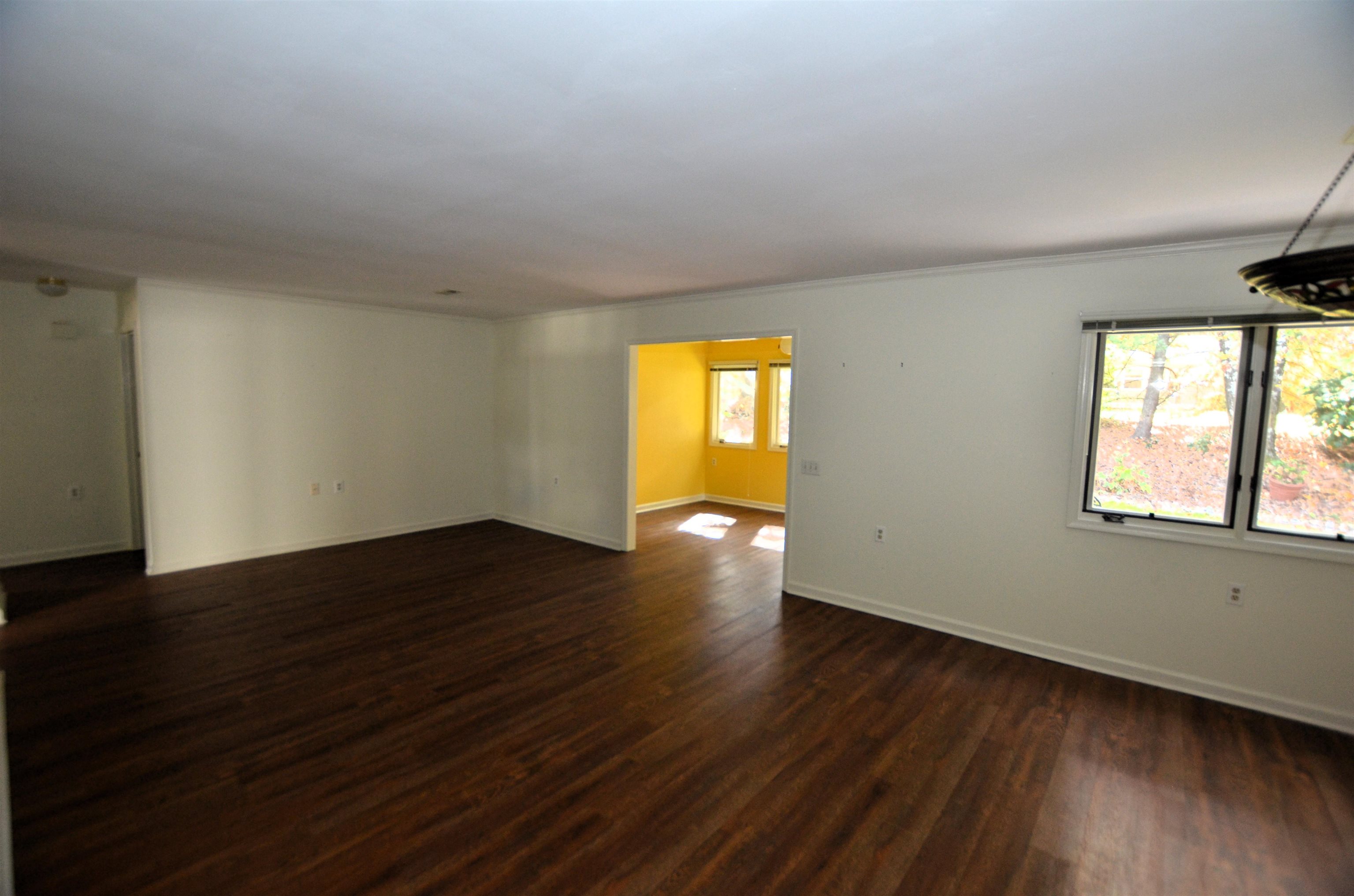9 Creekdale Court