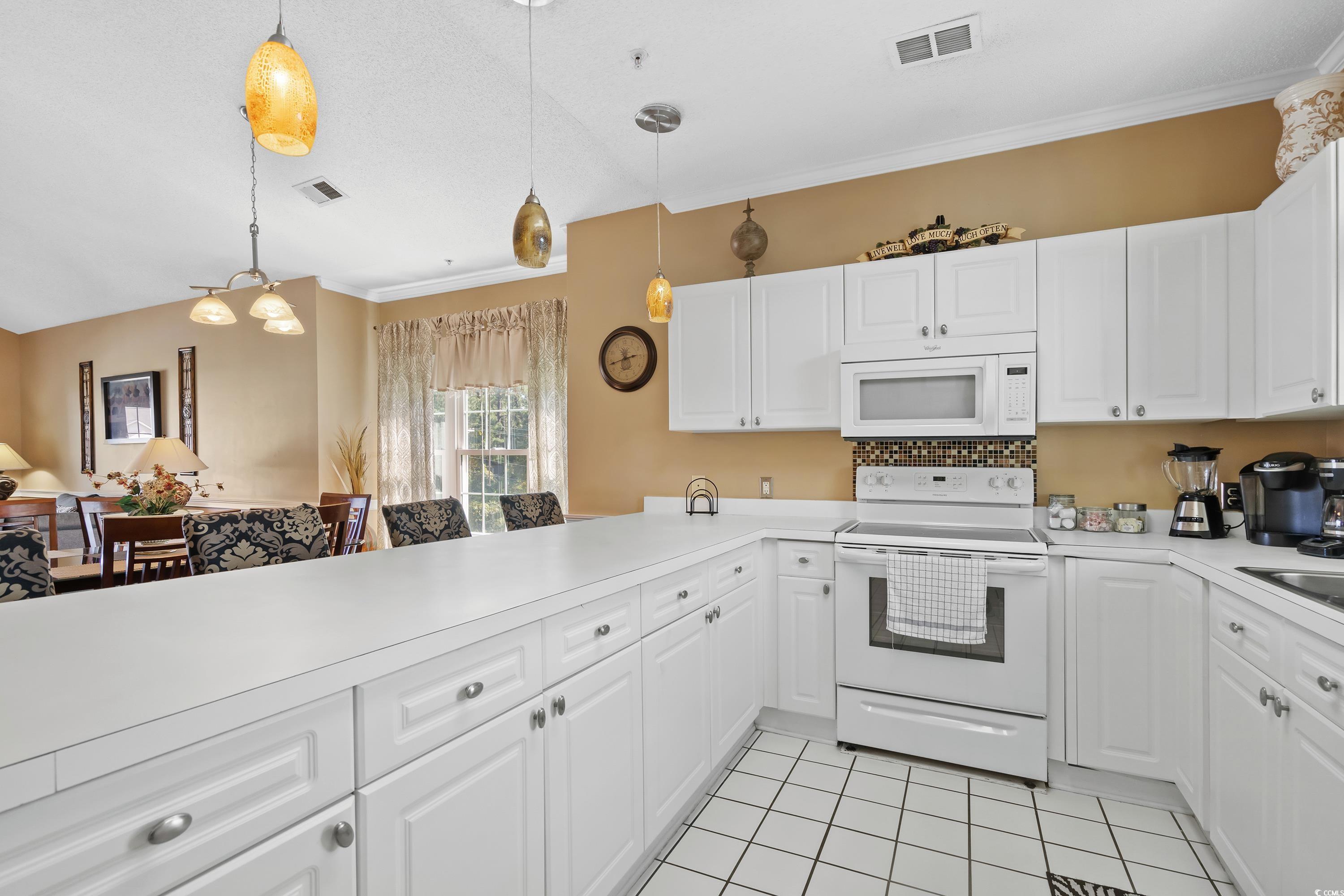 4868 Dahlia Ct. Unit: 305