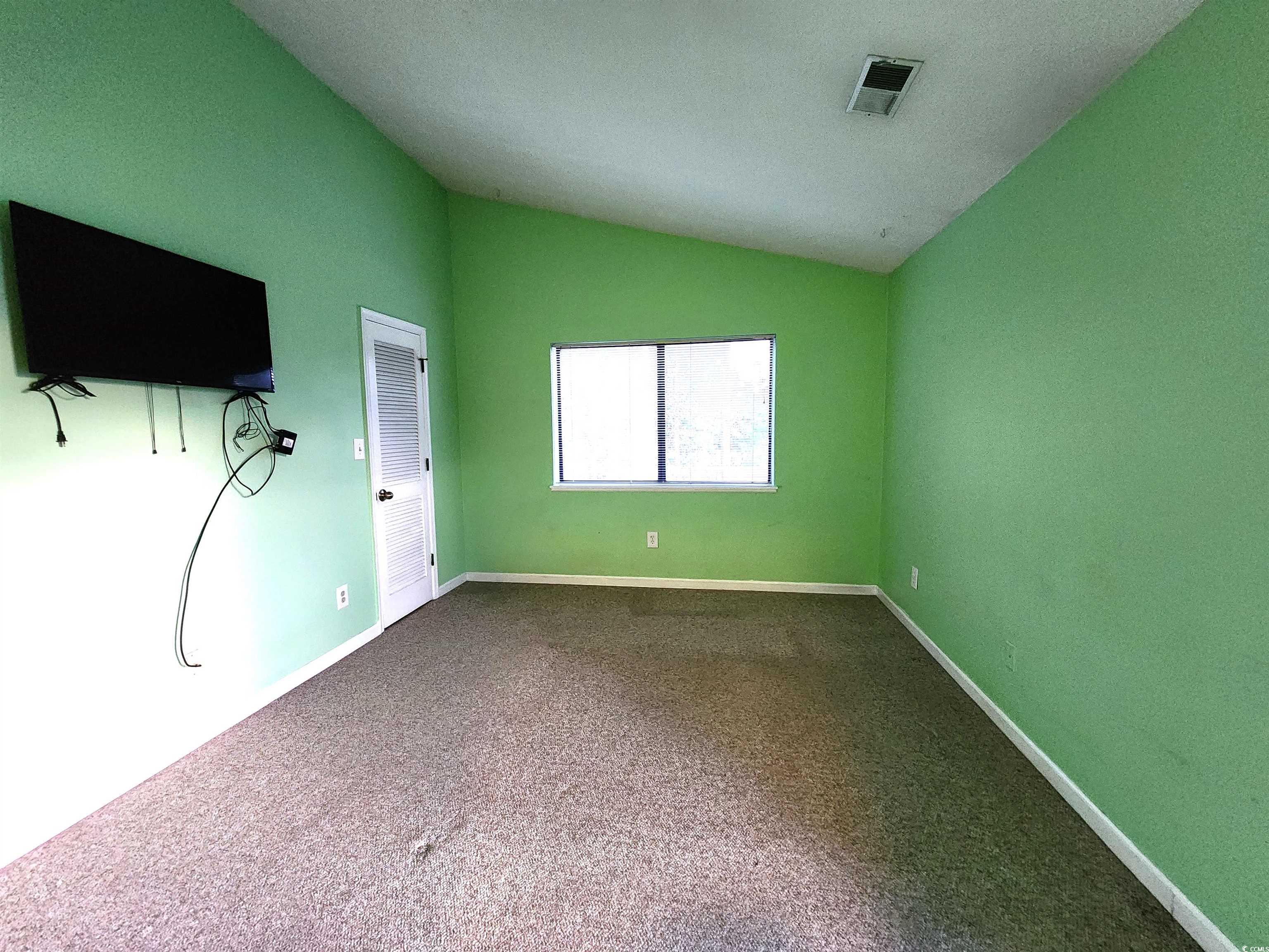 900 Courtyard Dr. Unit: L-4