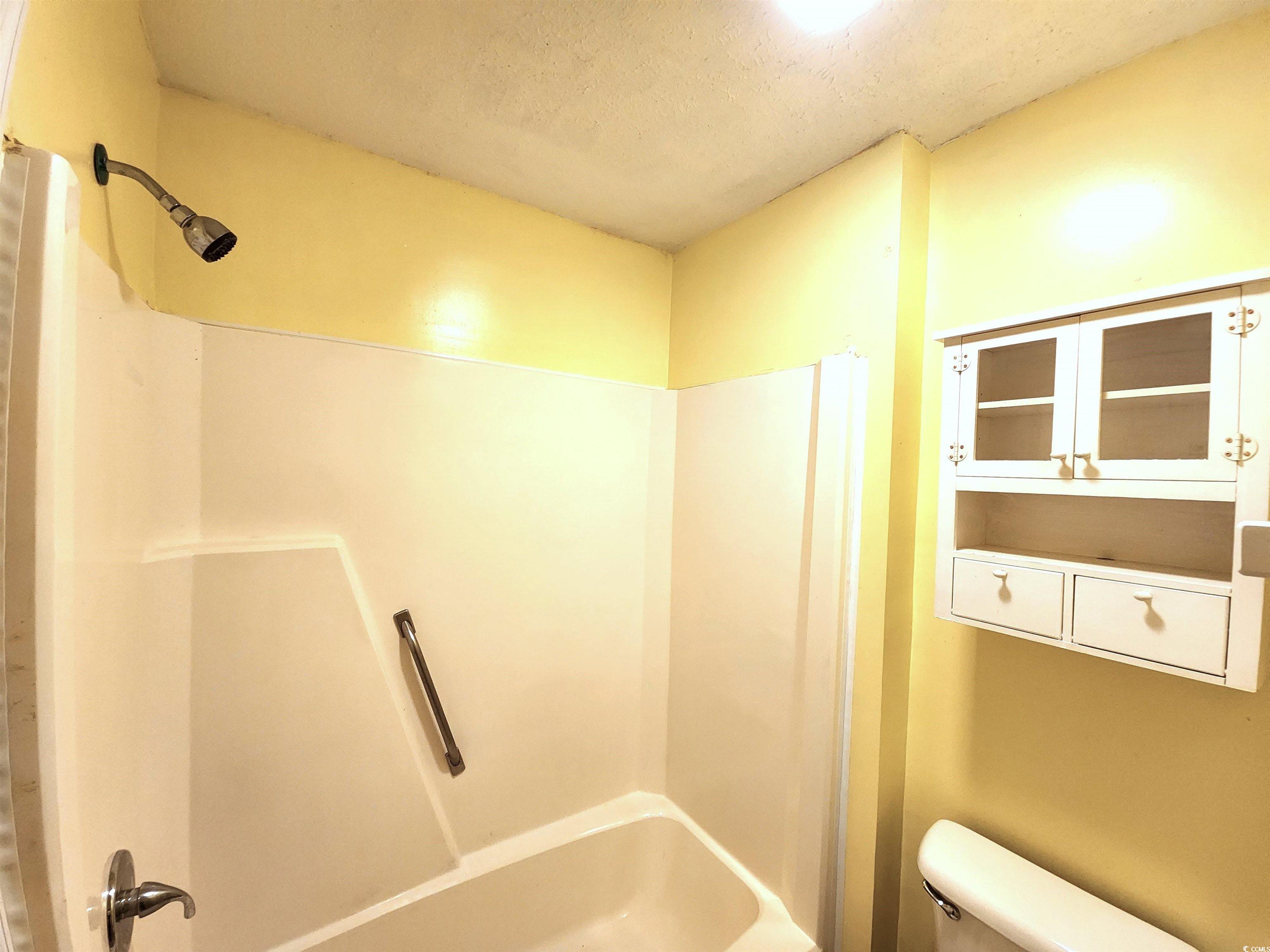 900 Courtyard Dr. Unit: L-4