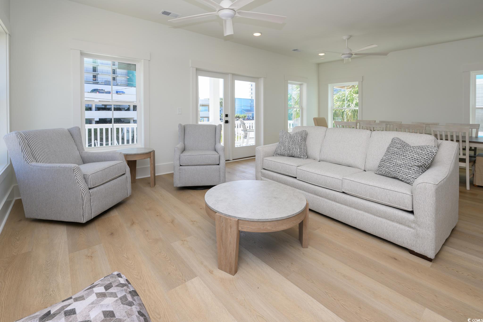 1211-A N Waccamaw Dr.