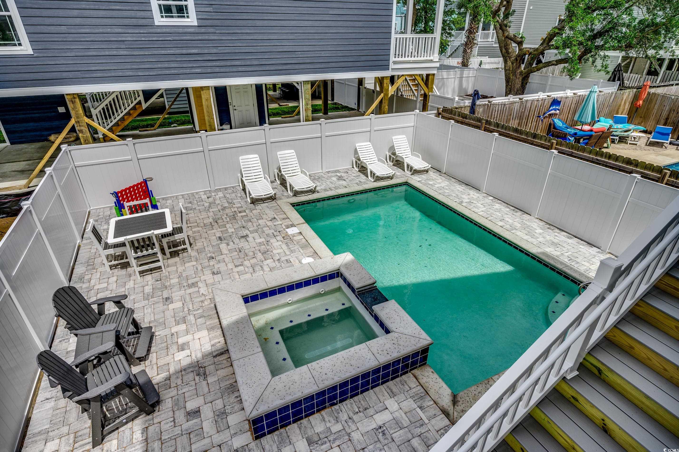 113B 12th Ave. S