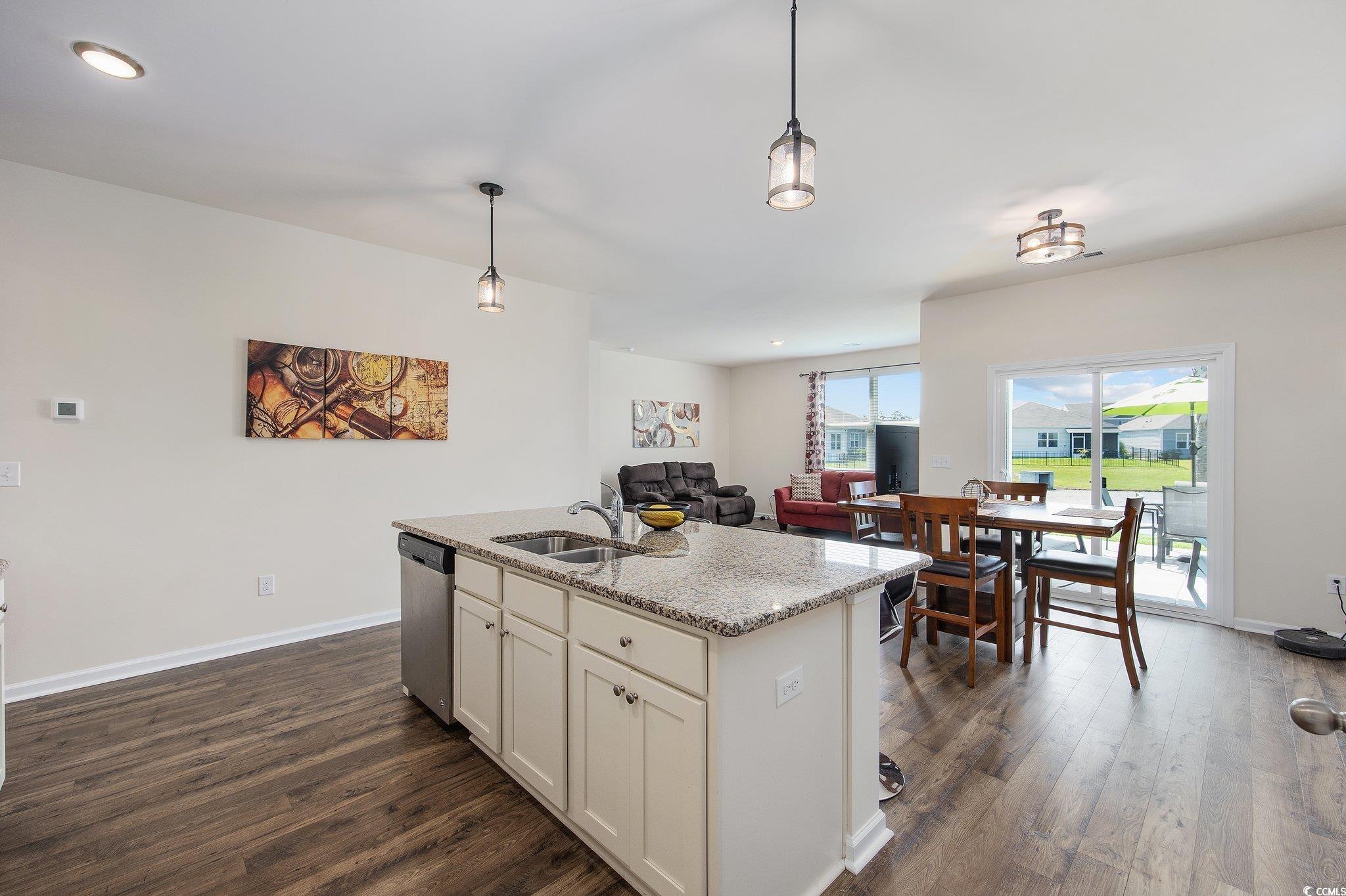 2715 Zenith Way