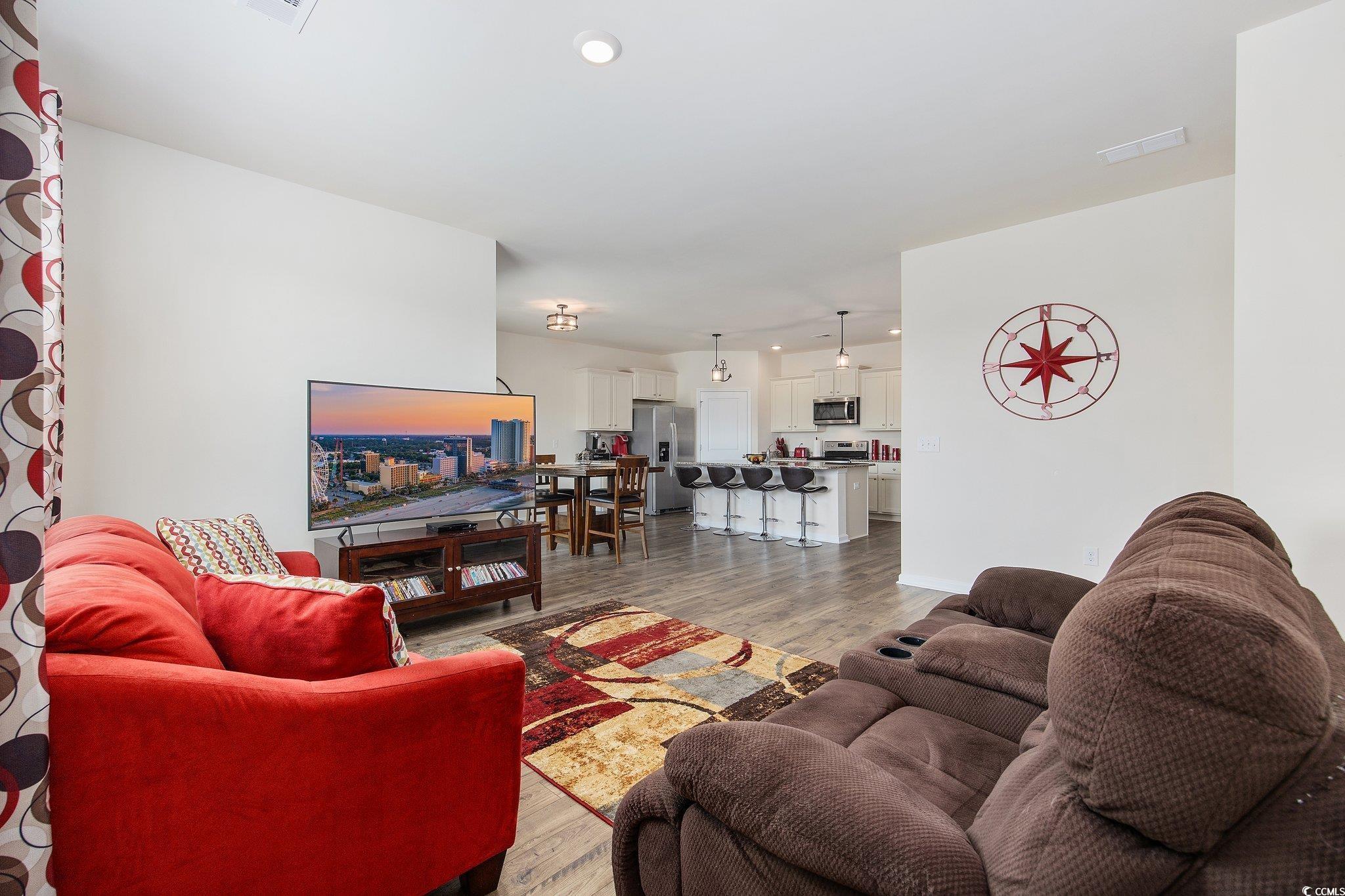 2715 Zenith Way
