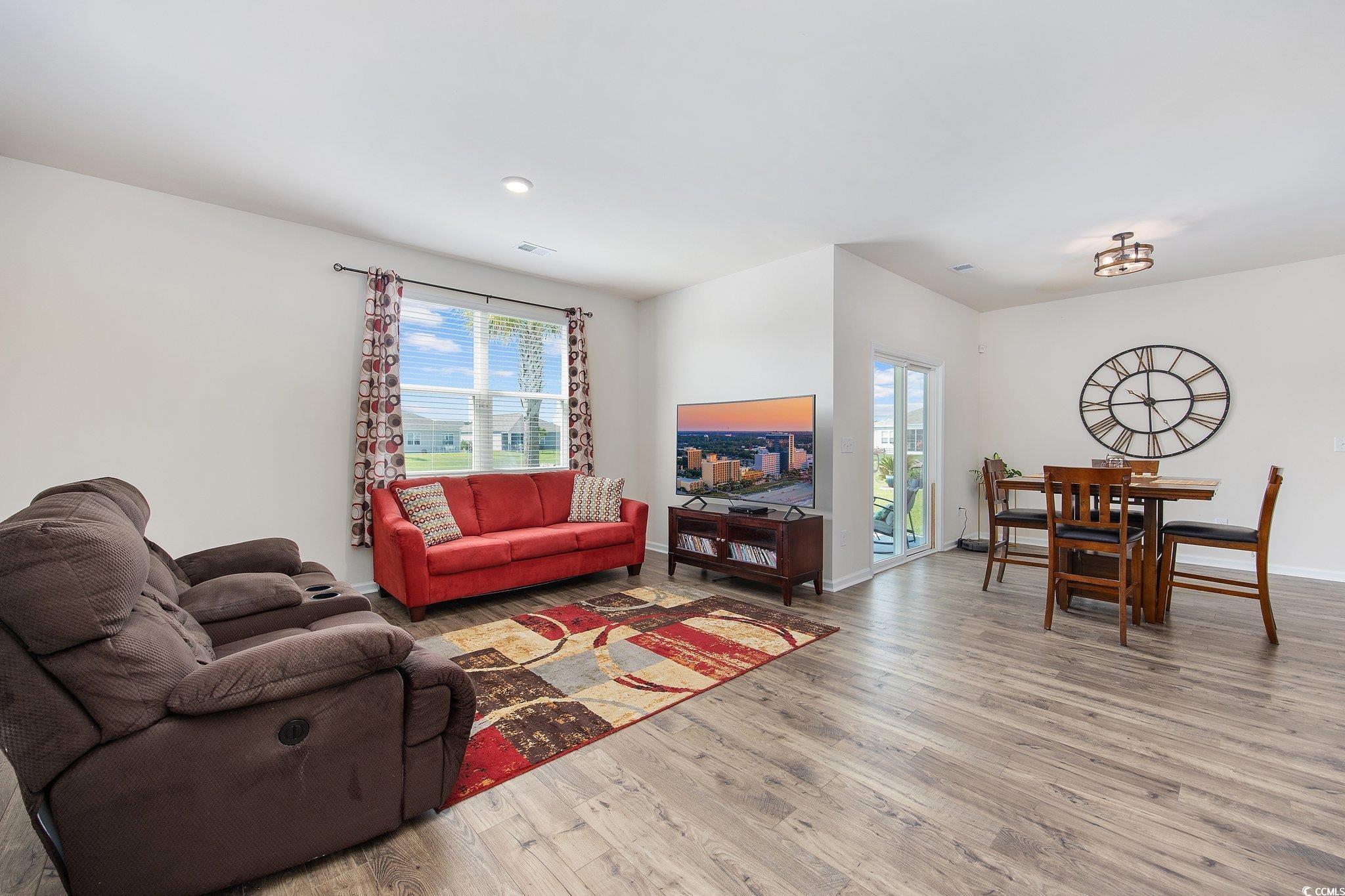 2715 Zenith Way