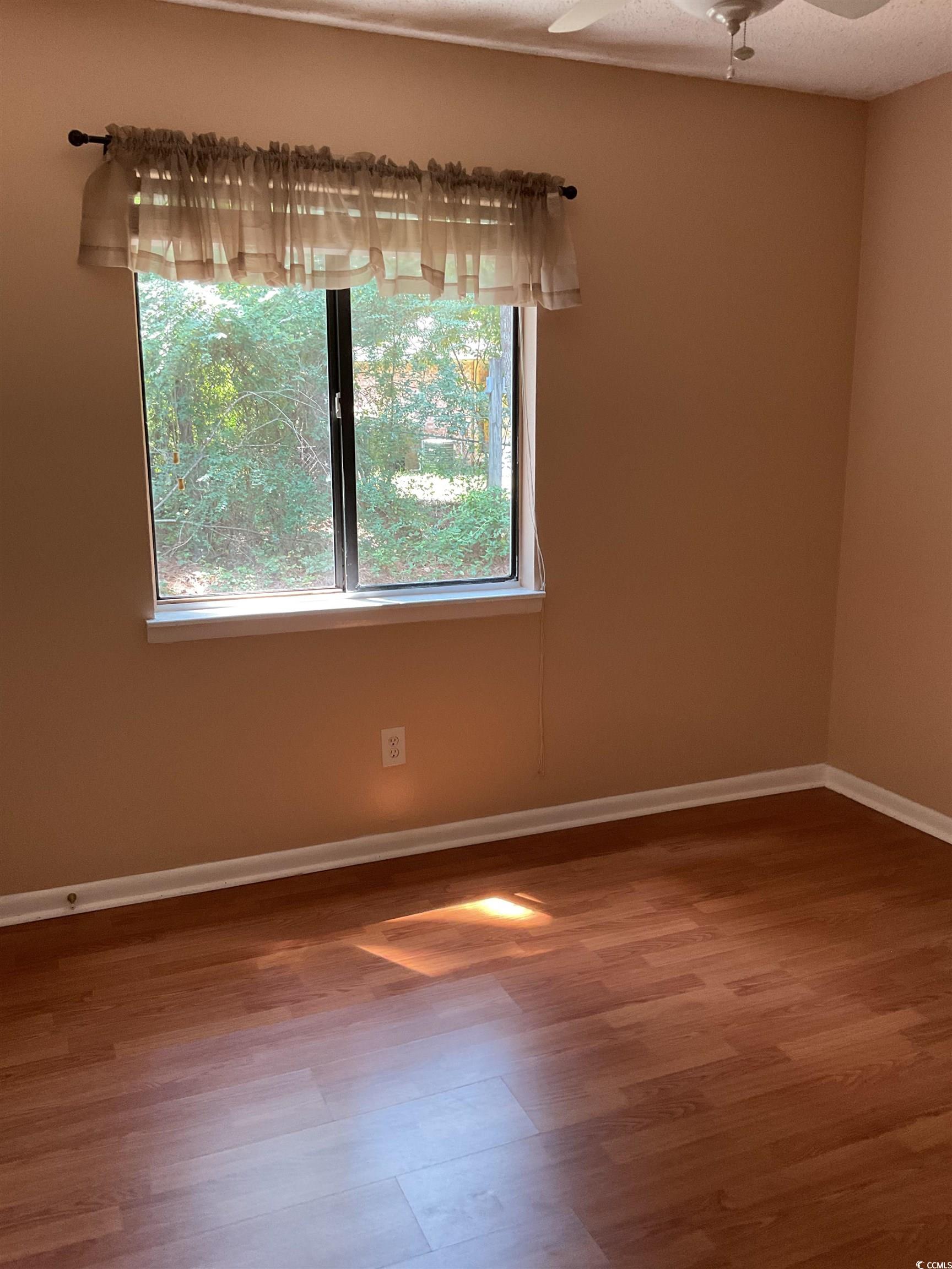 950 Forestbrook Rd. Unit: D4