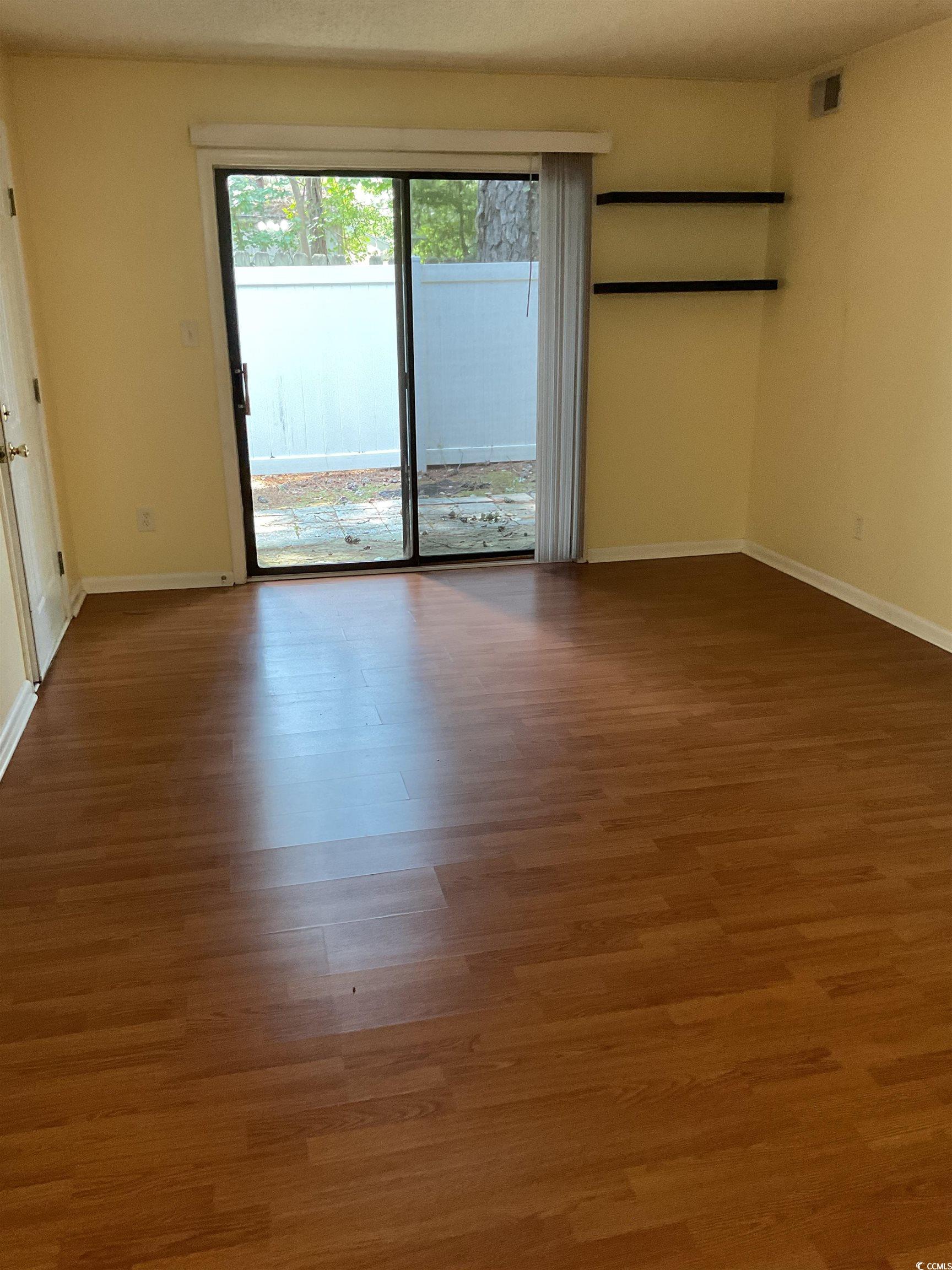 950 Forestbrook Rd. Unit: D4