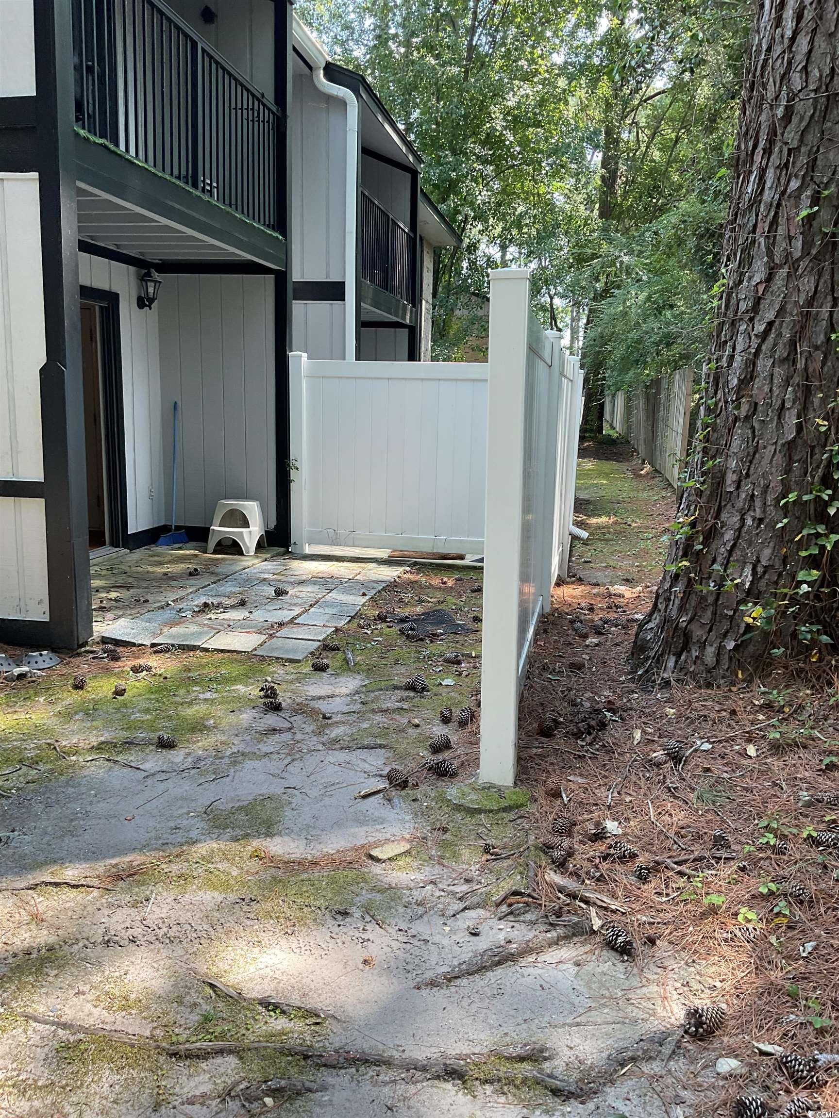 950 Forestbrook Rd. Unit: D4