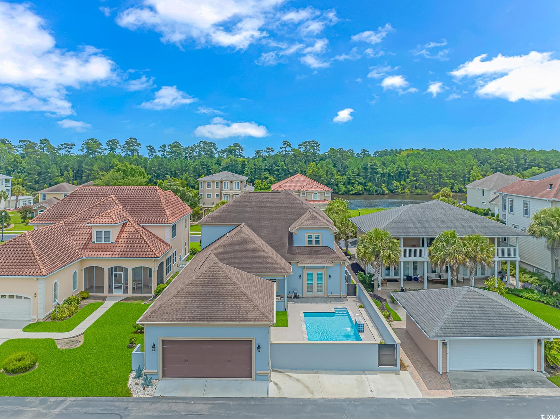 142 Avenue of the Palms