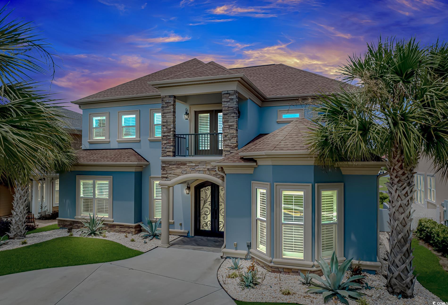 142 Avenue of the Palms