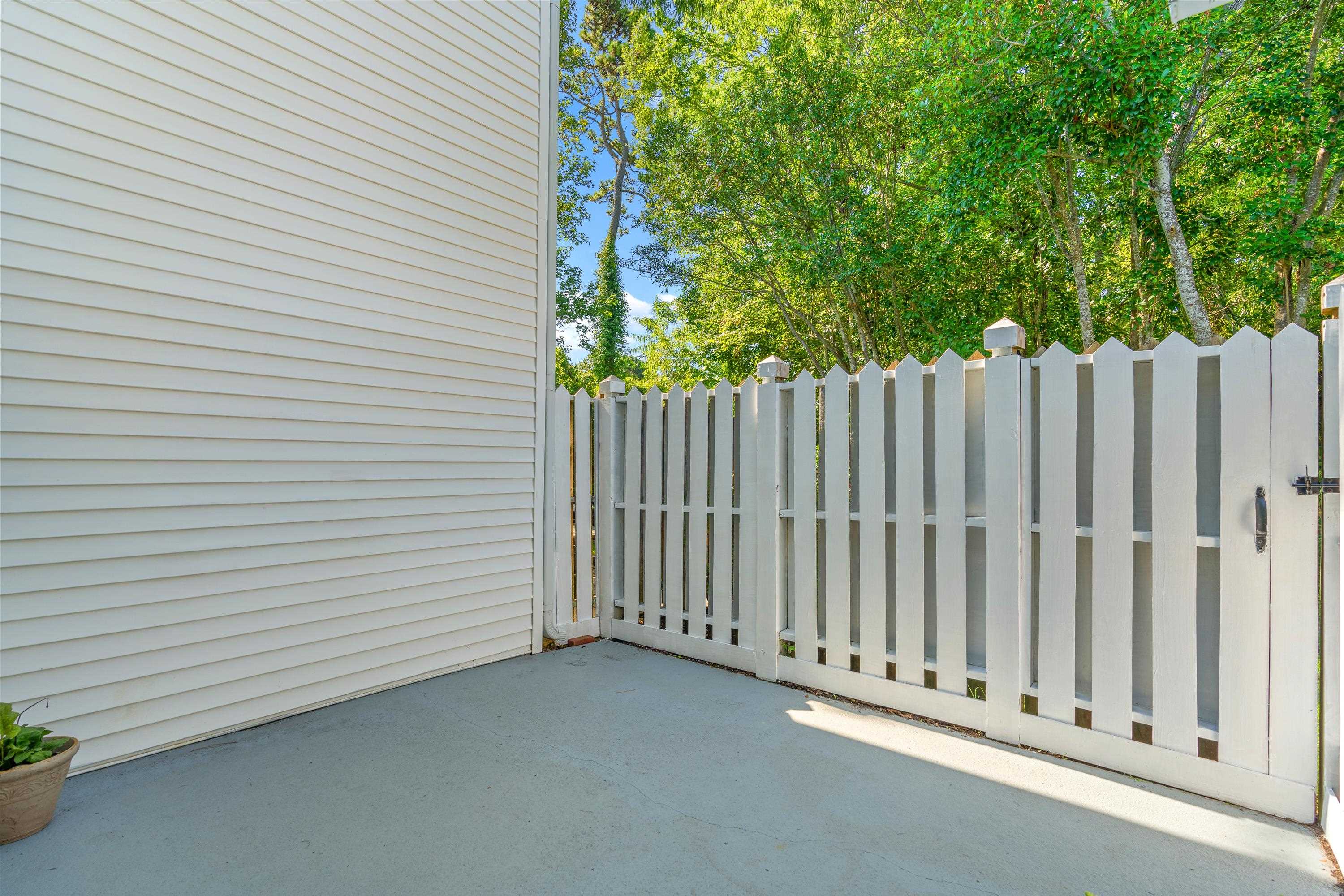 2925 Carriage Row Ln. Unit: 236
