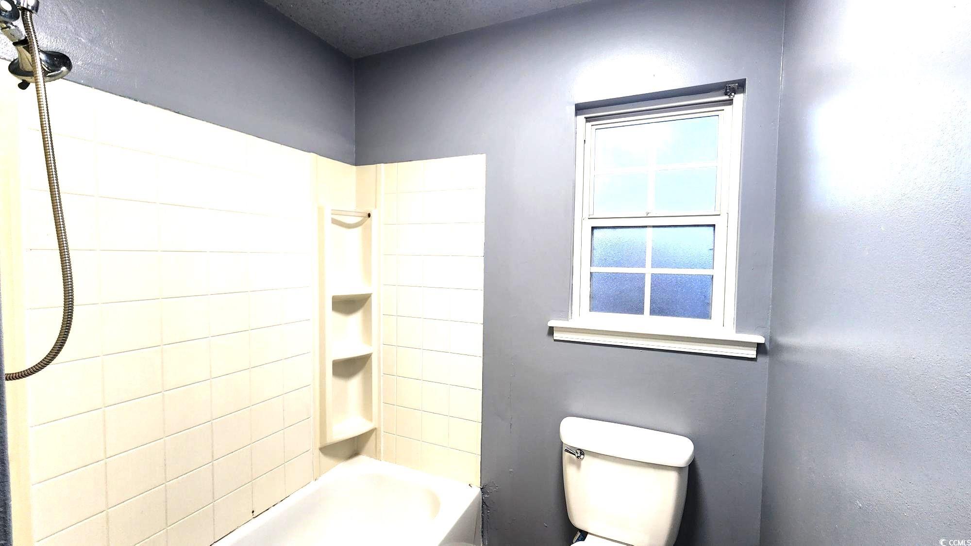 618 35th Ave. N Unit: C