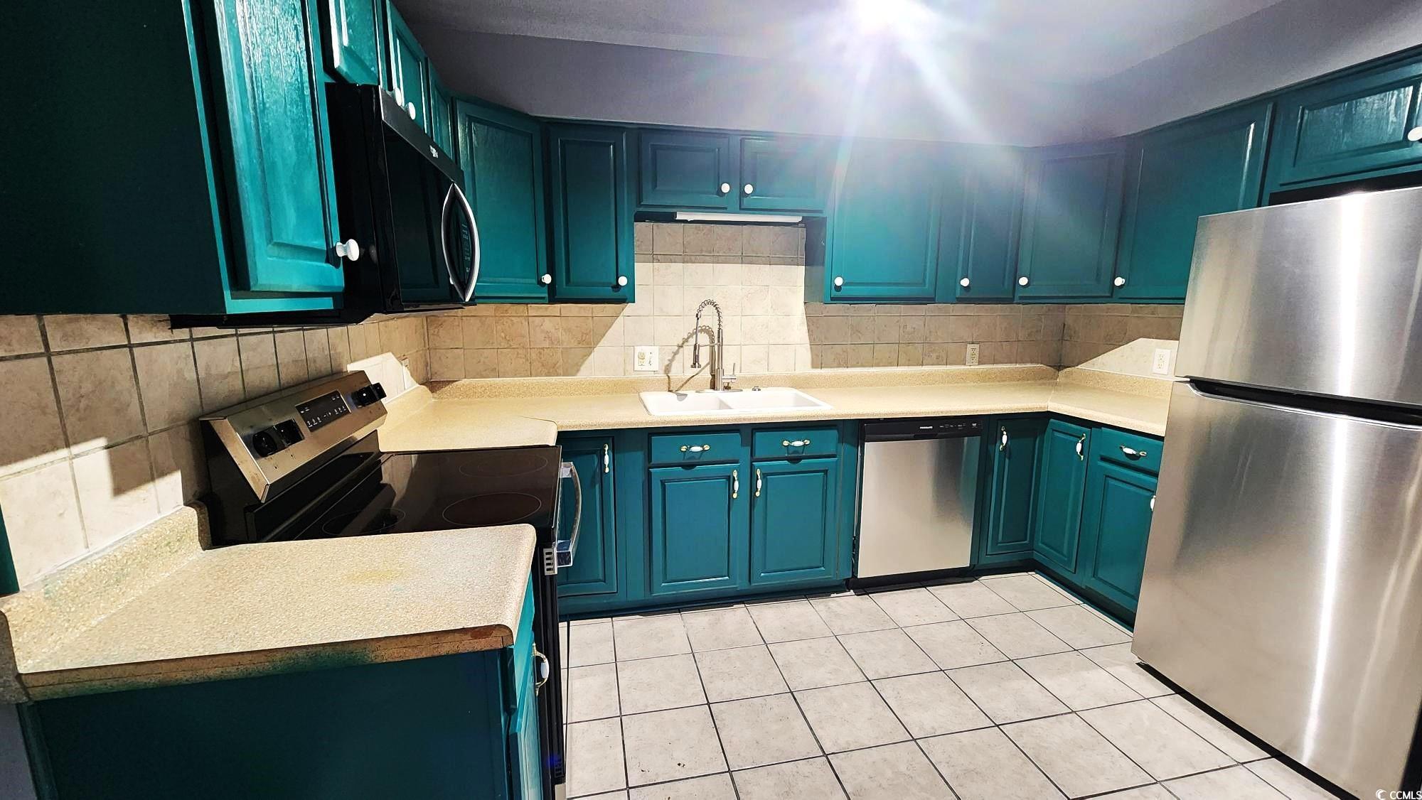 618 35th Ave. N Unit: C