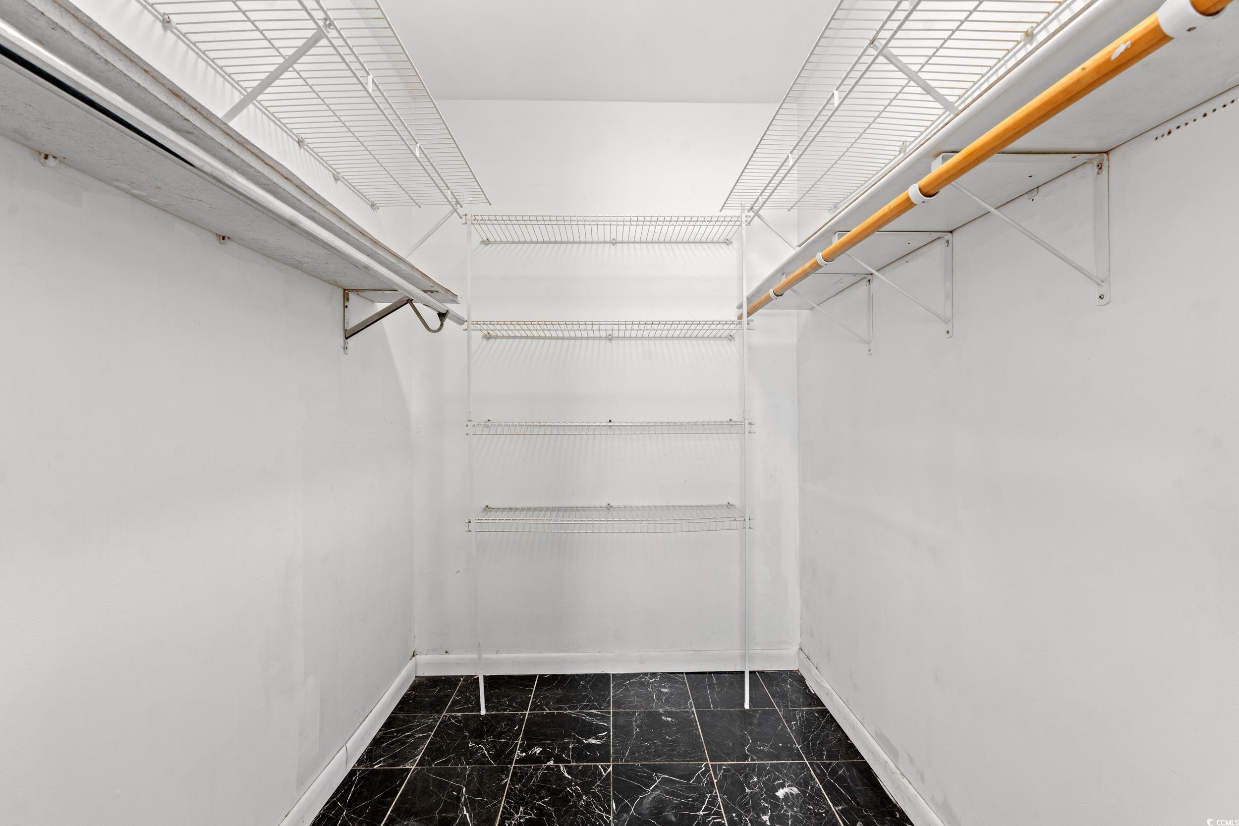 950 Forestbrook Rd. Unit: D3