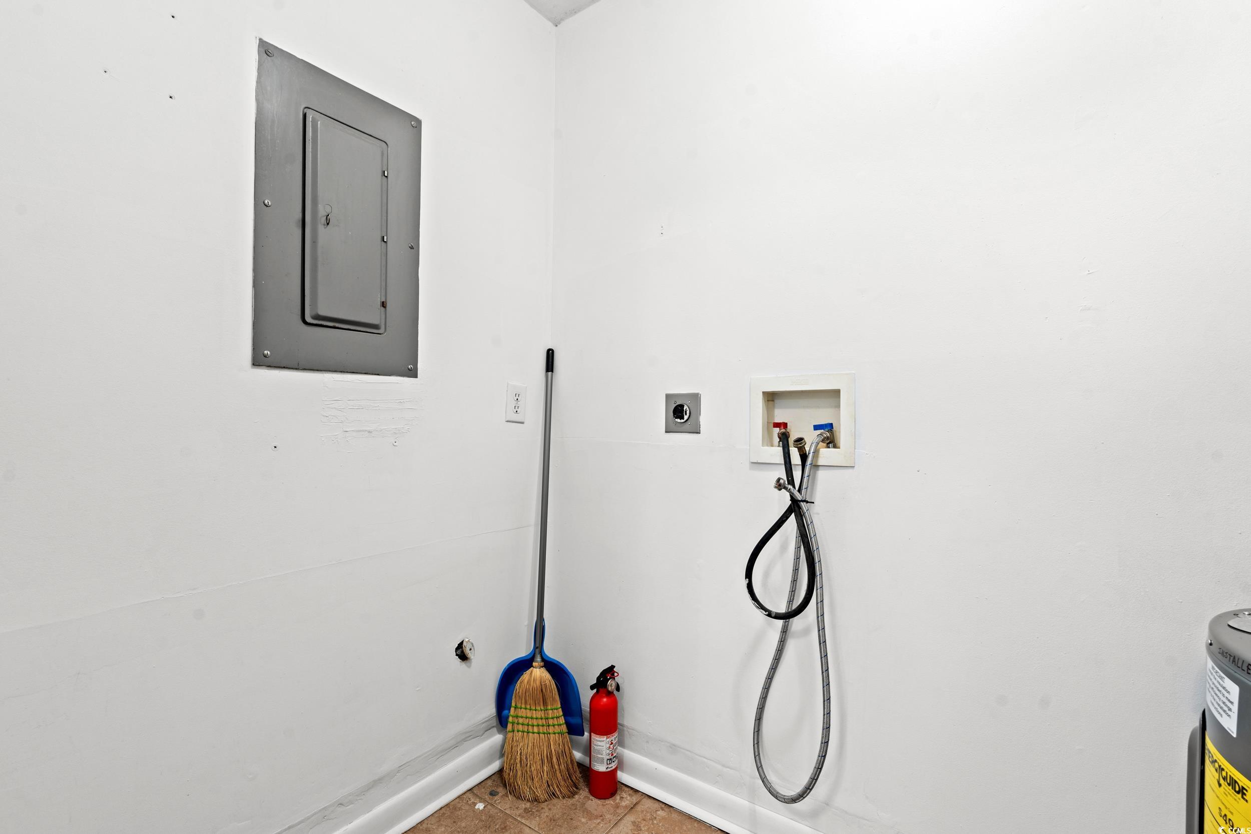 950 Forestbrook Rd. Unit: D3
