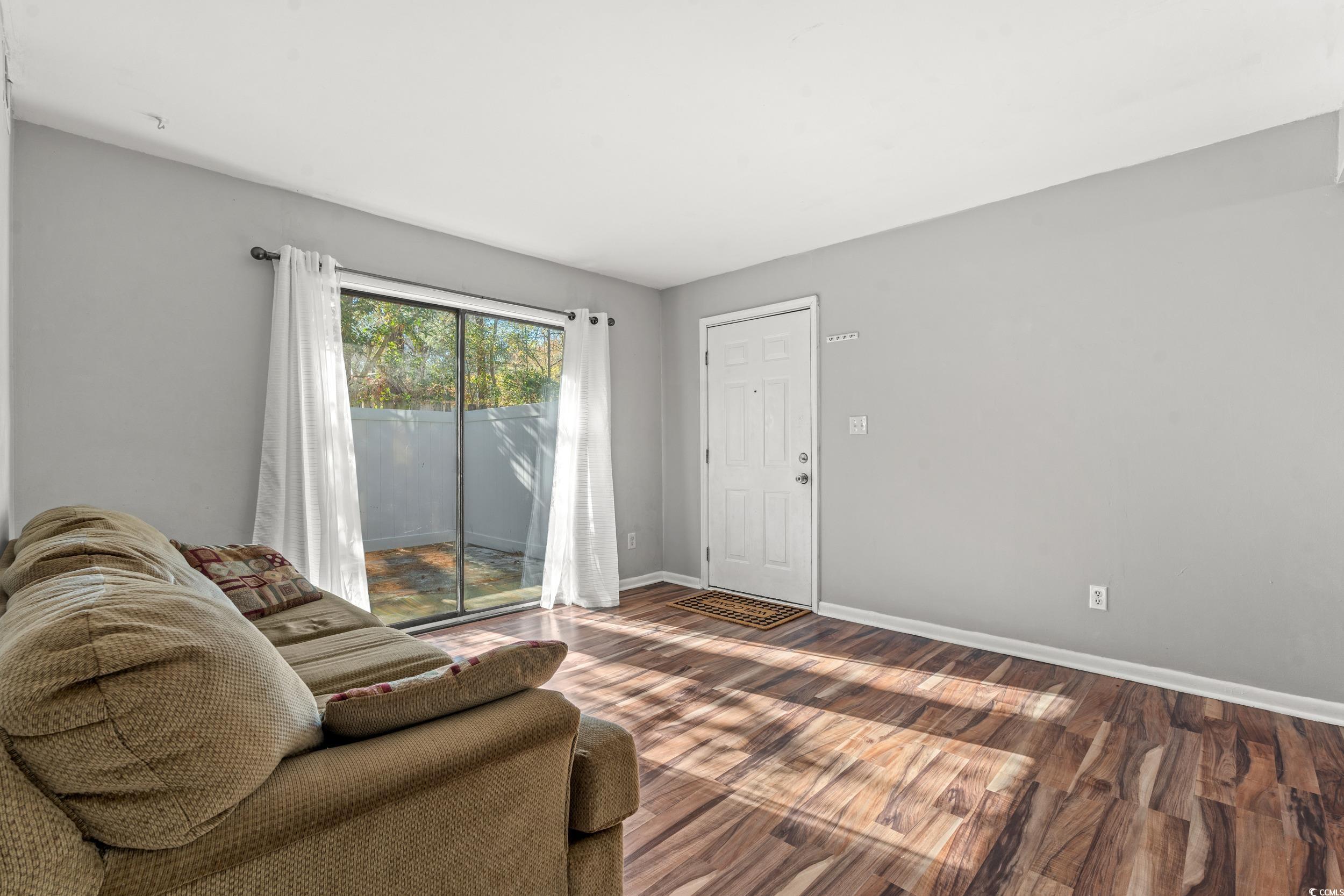 950 Forestbrook Rd. Unit: D3