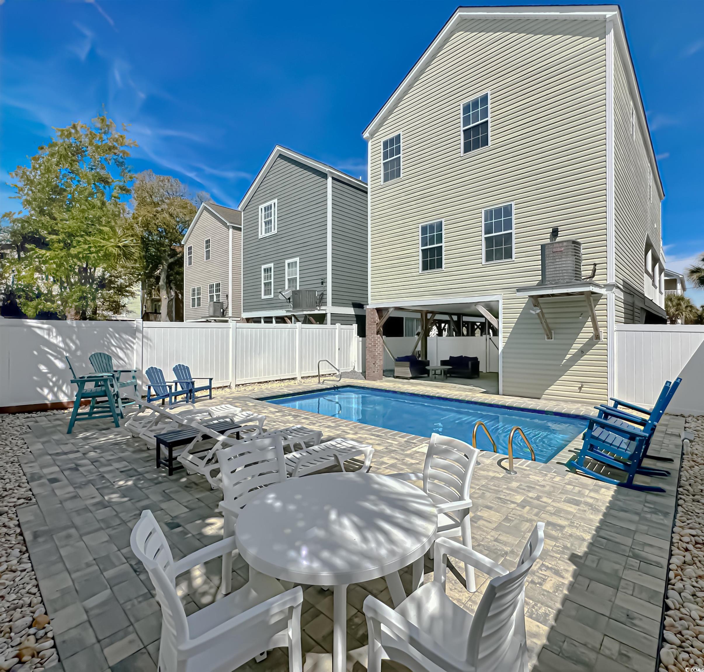 113B 15th Ave. S
