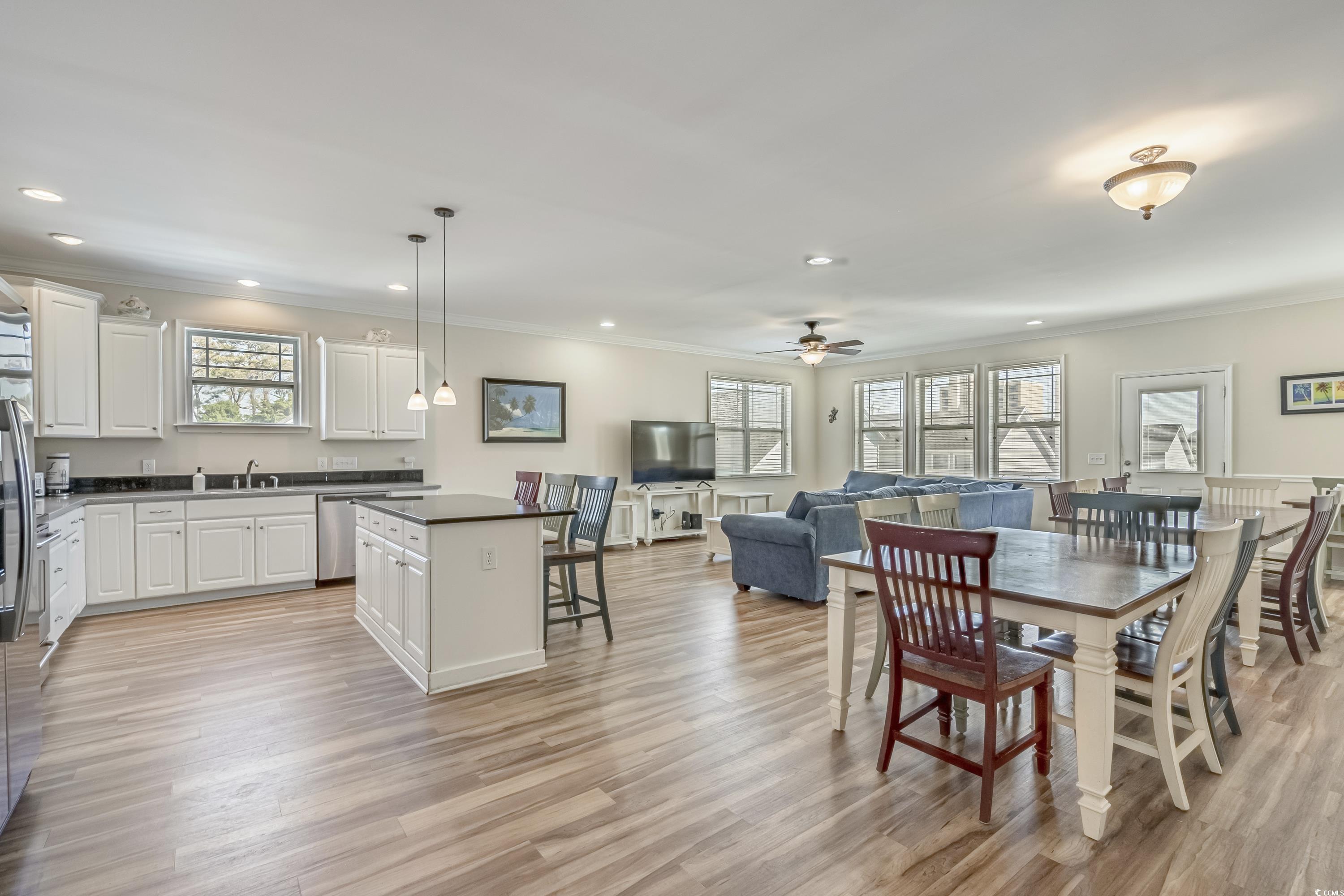 1613 Havens Dr.