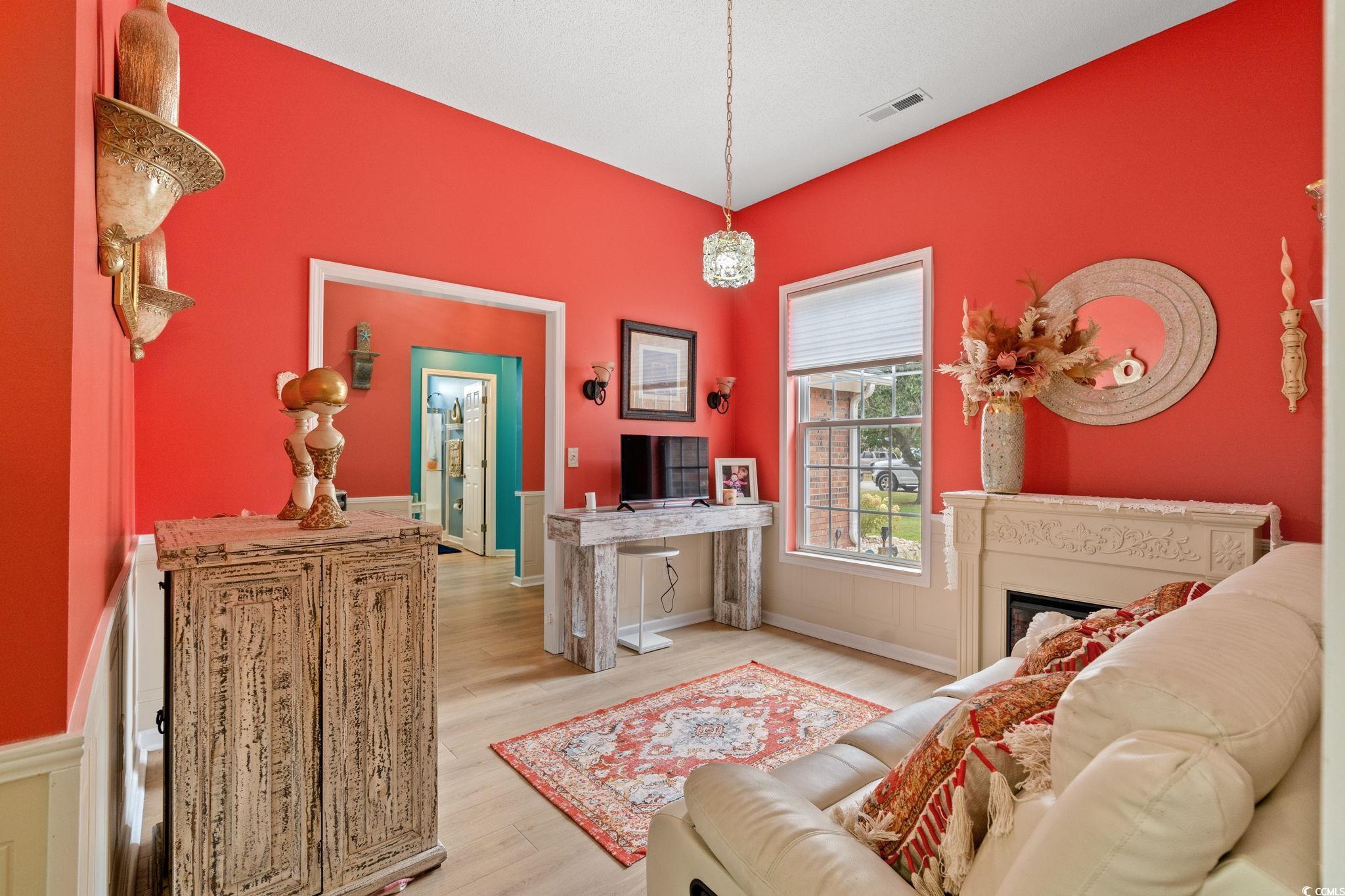 3872 Camden Dr.