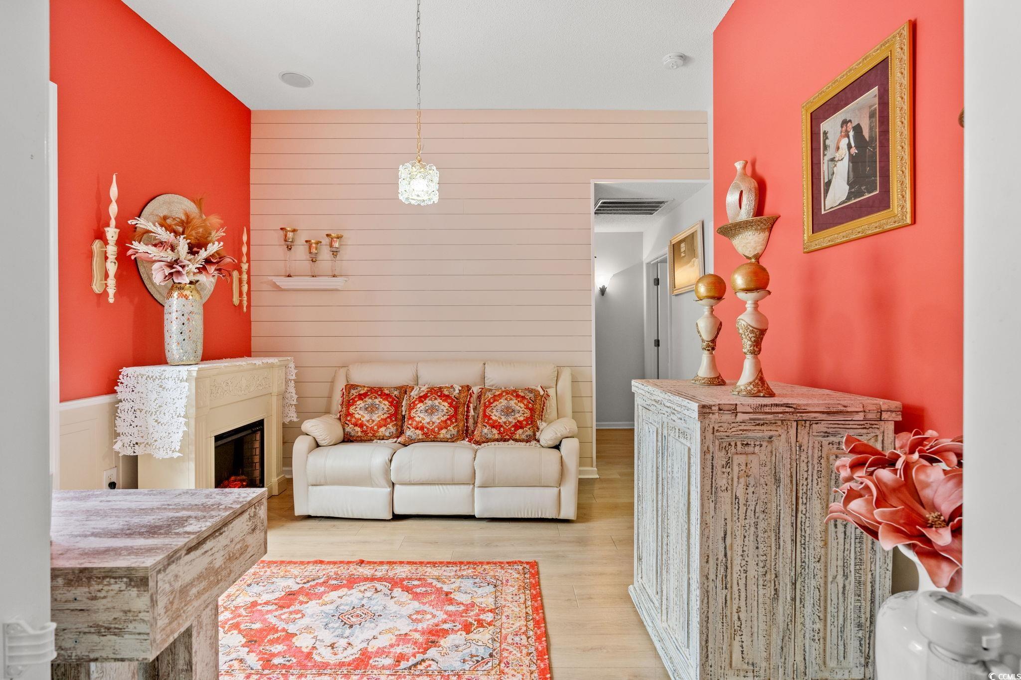 3872 Camden Dr.