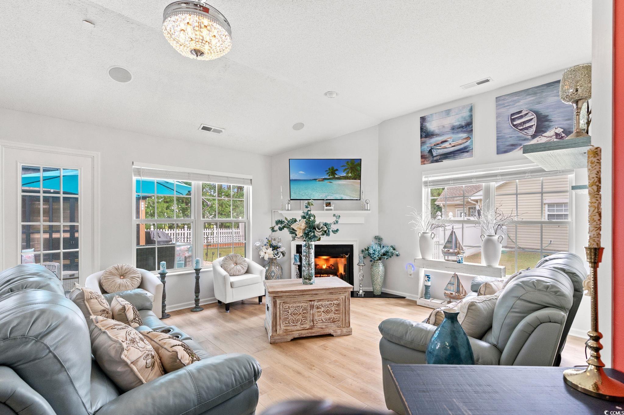 3872 Camden Dr.