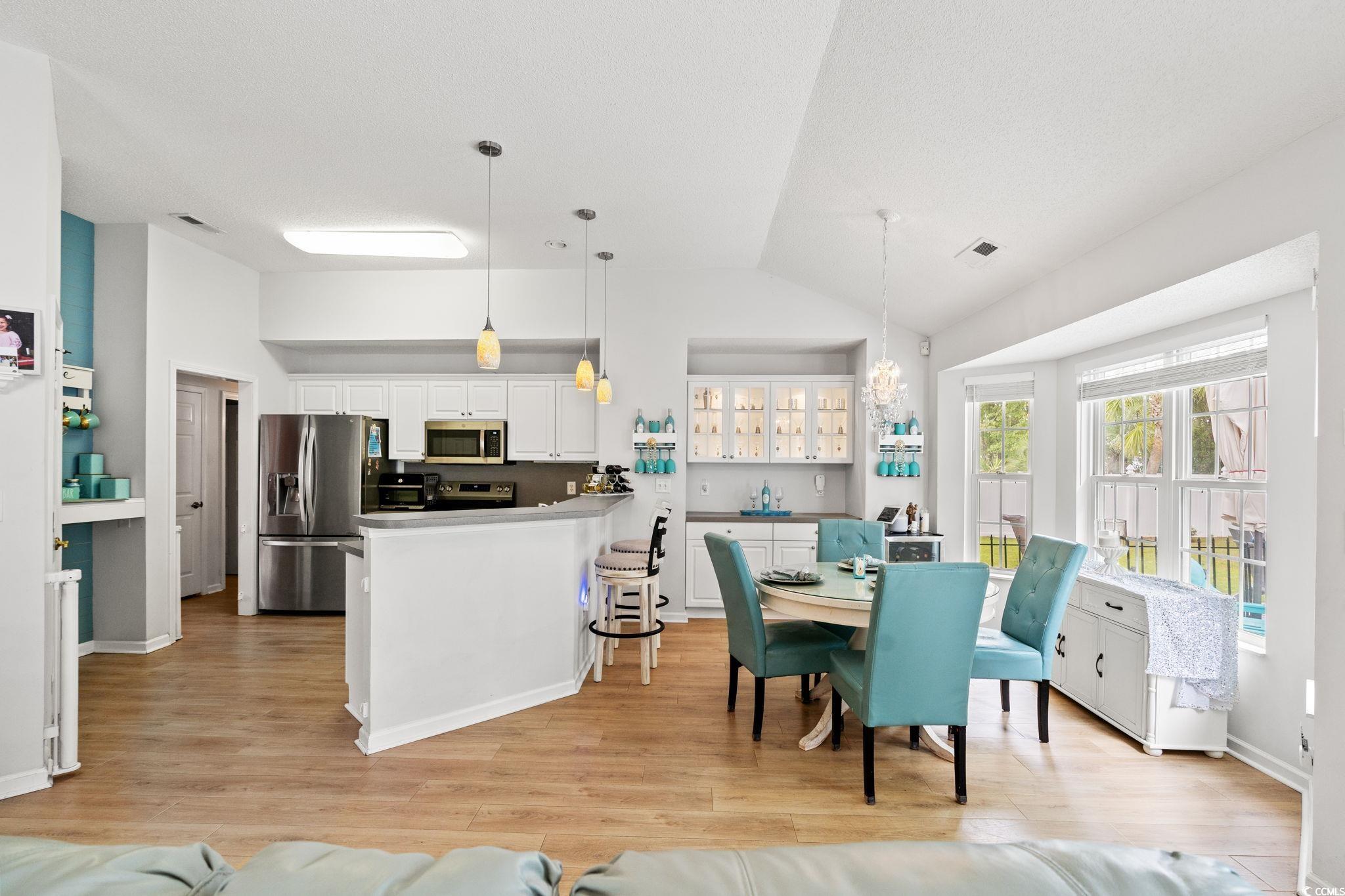 3872 Camden Dr.