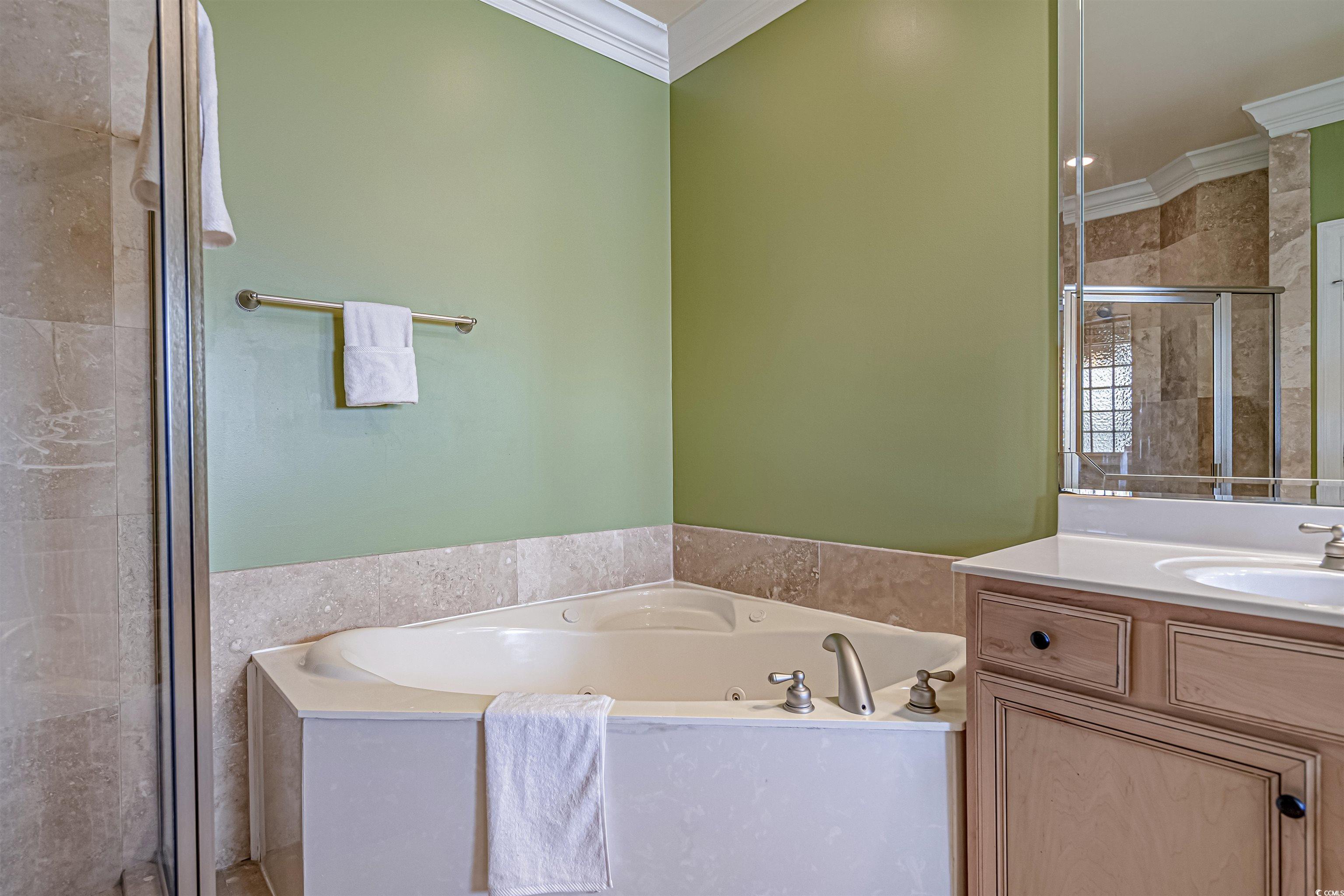 827 North Waccamaw Dr.