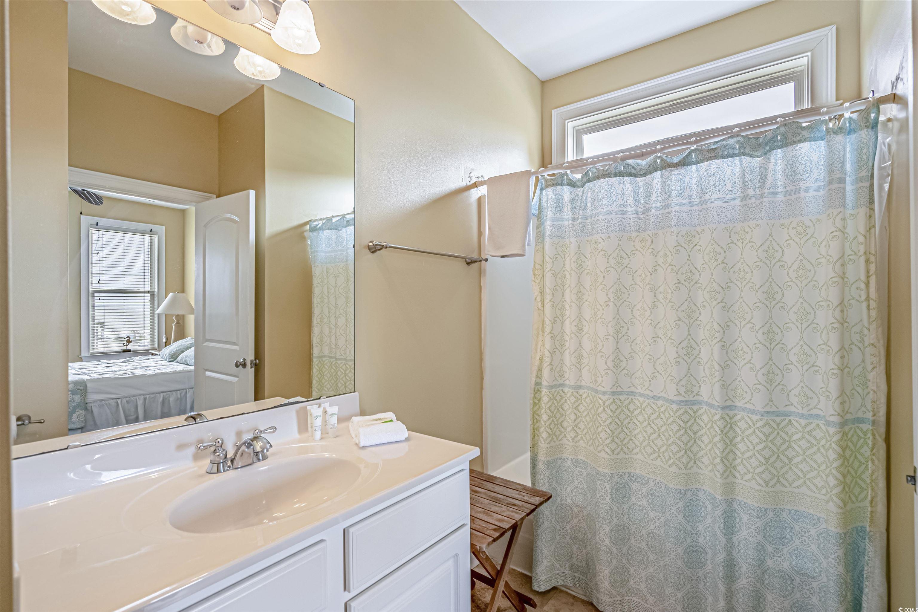 827 North Waccamaw Dr.