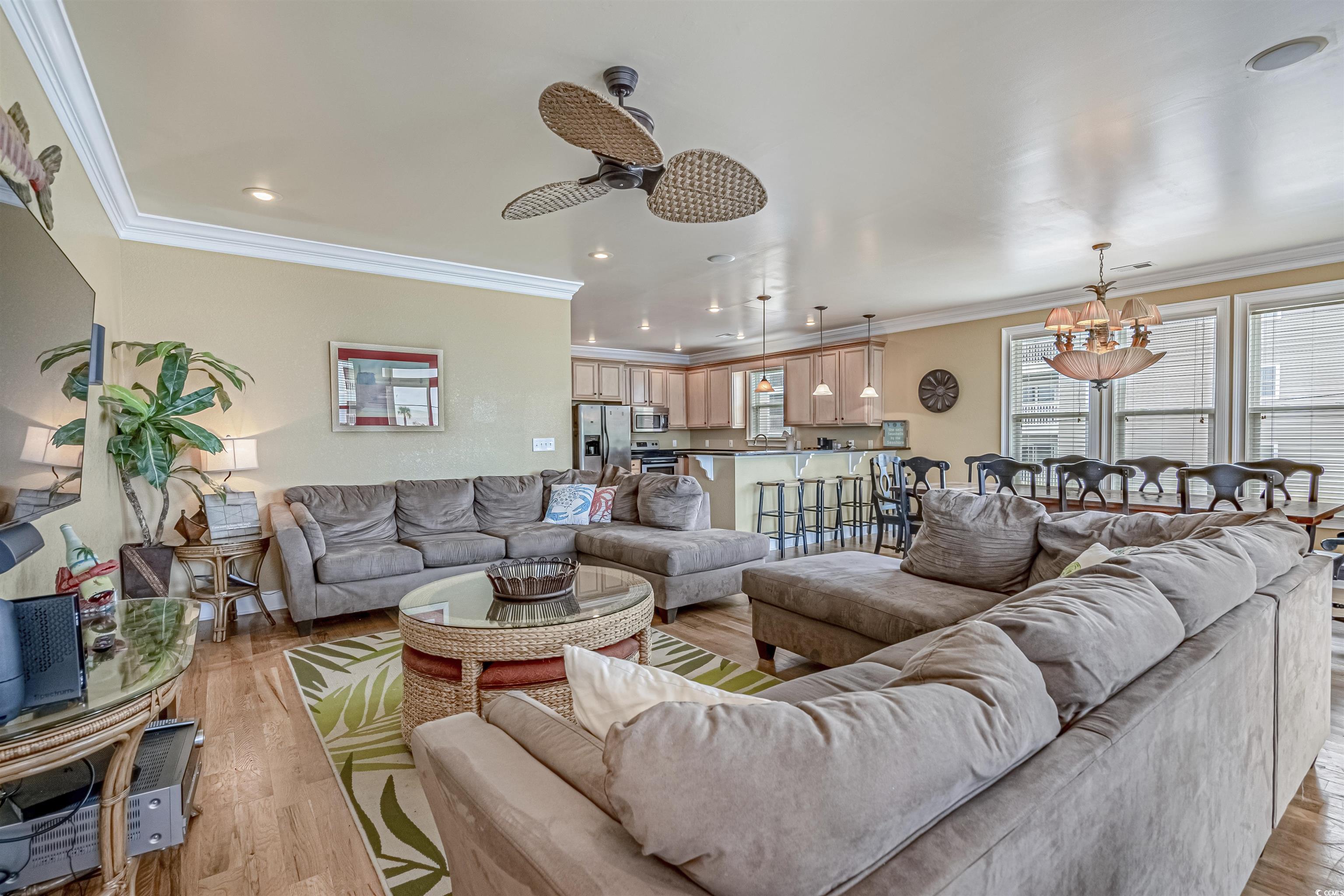 827 North Waccamaw Dr.
