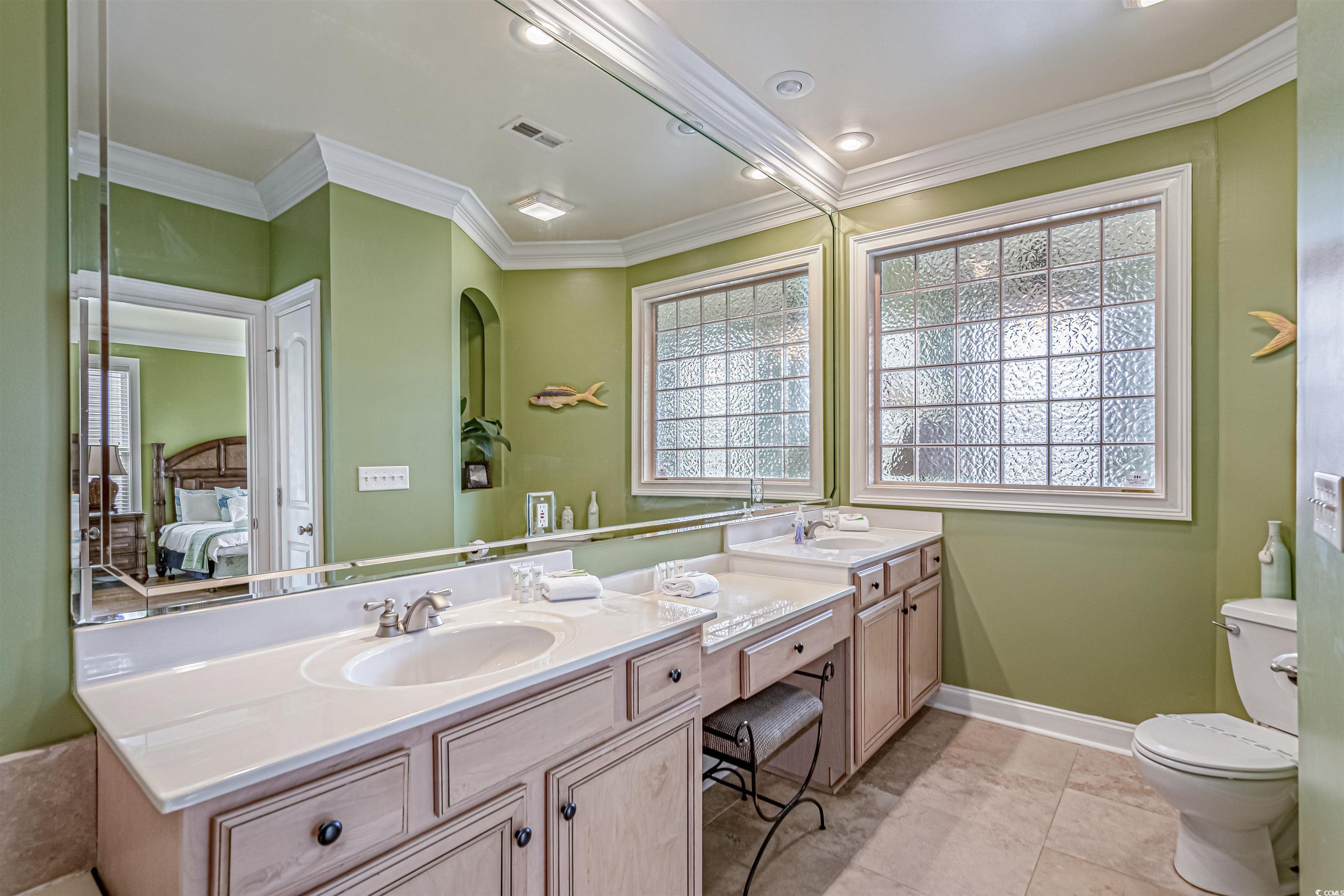 827 North Waccamaw Dr.