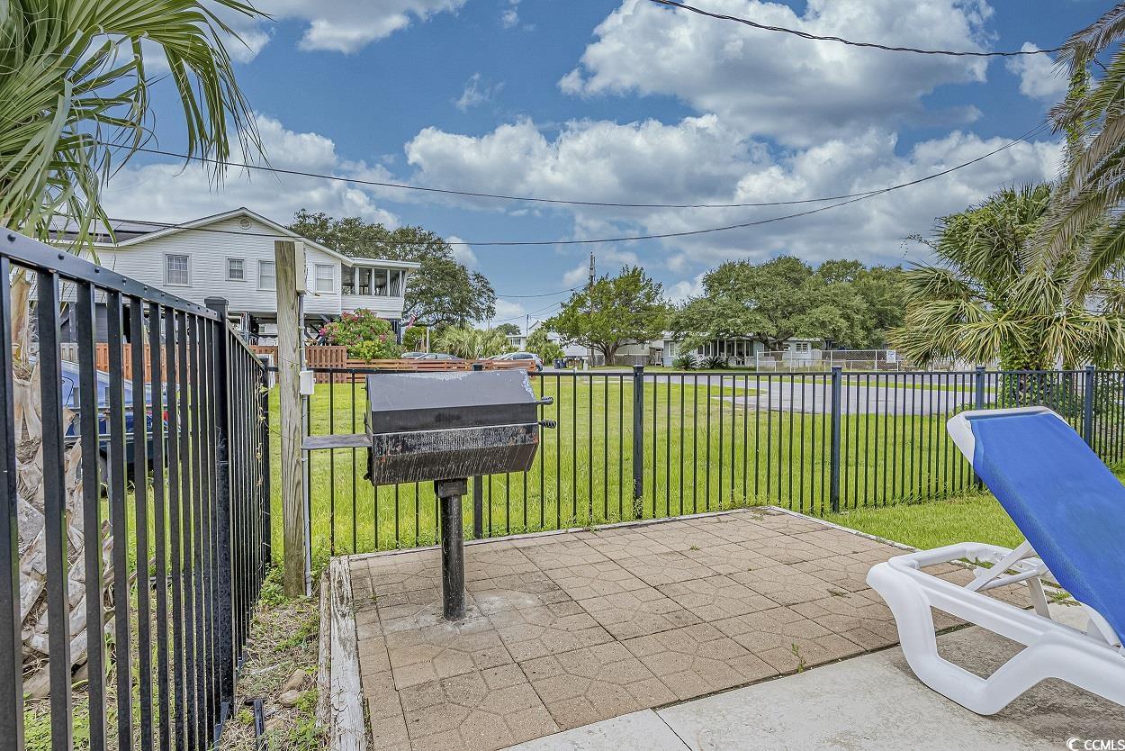 827 North Waccamaw Dr.