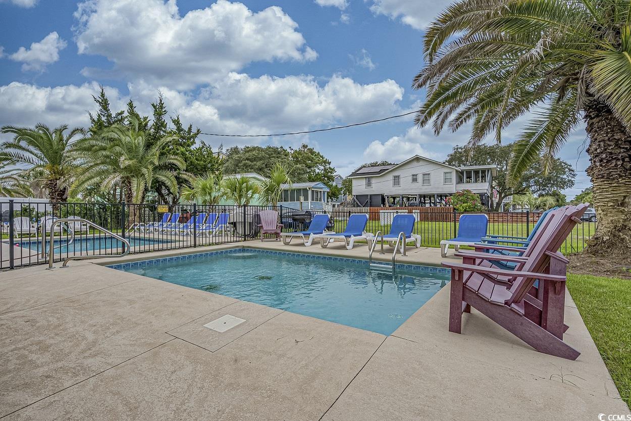 827 North Waccamaw Dr.