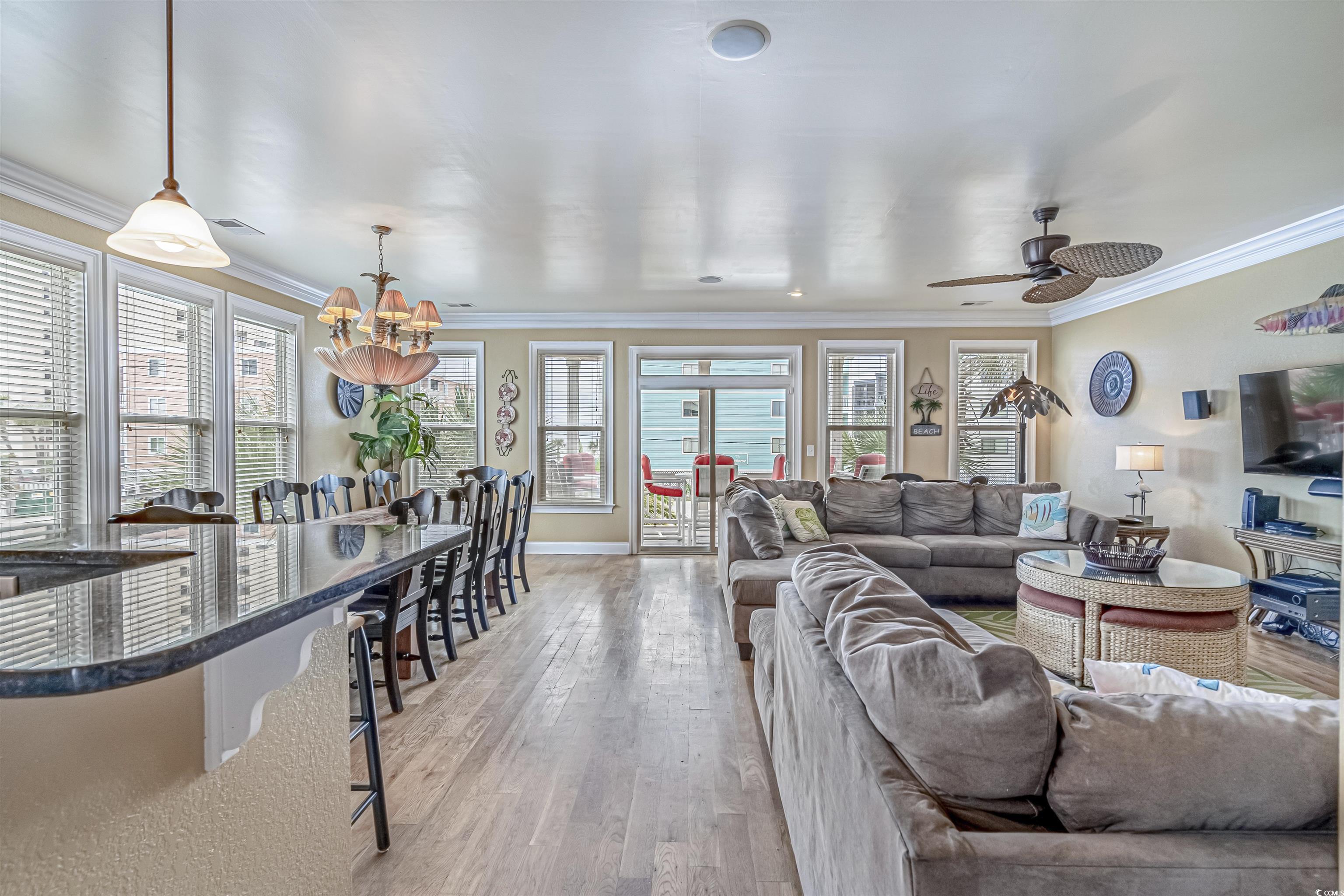 827 North Waccamaw Dr.