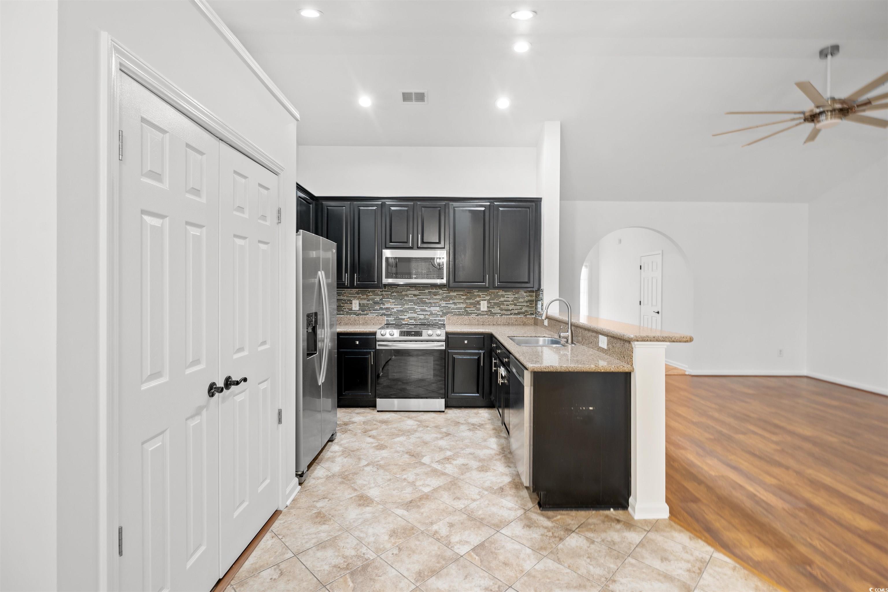 4485 Farm Lake Dr.