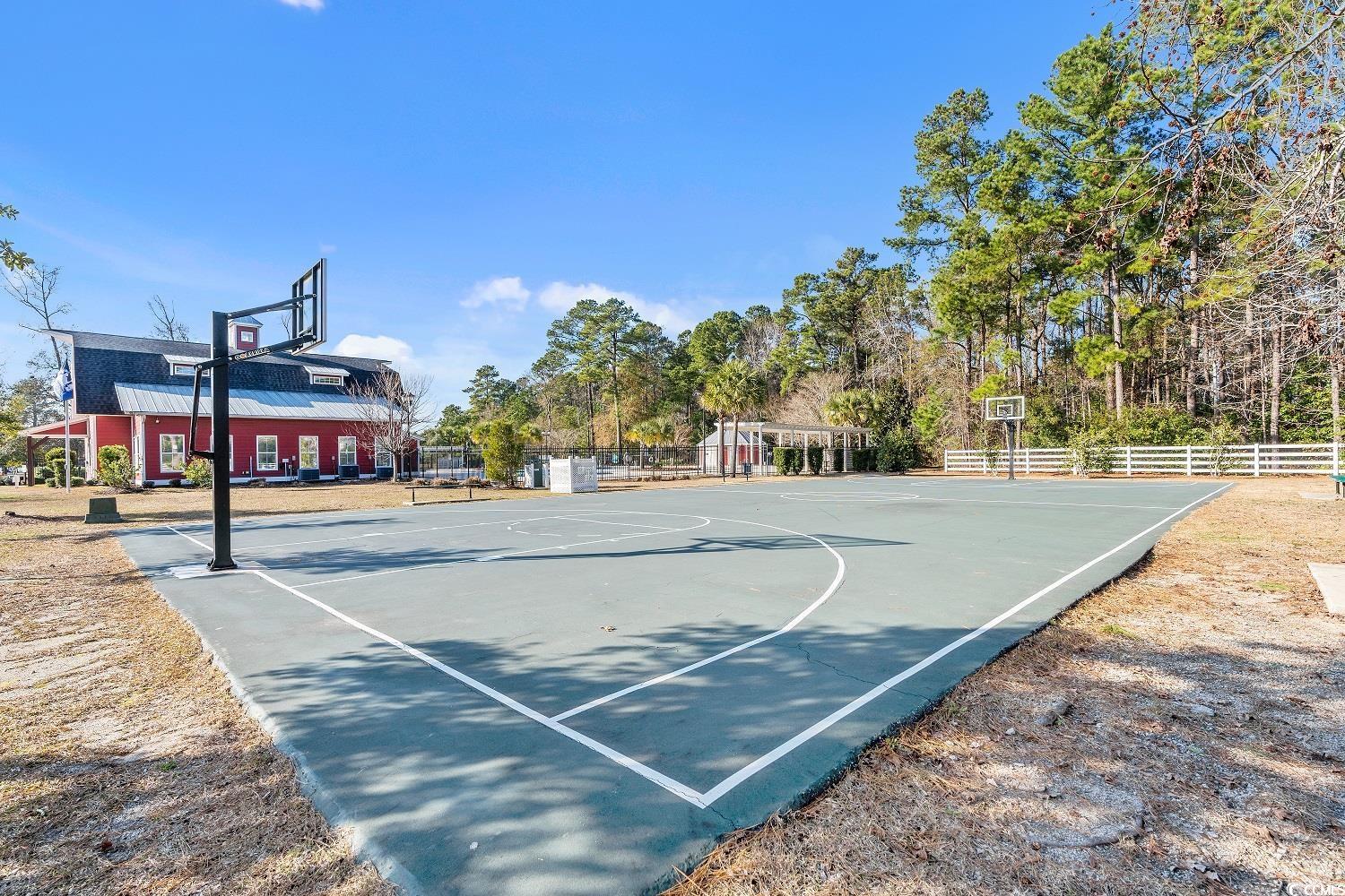4485 Farm Lake Dr.
