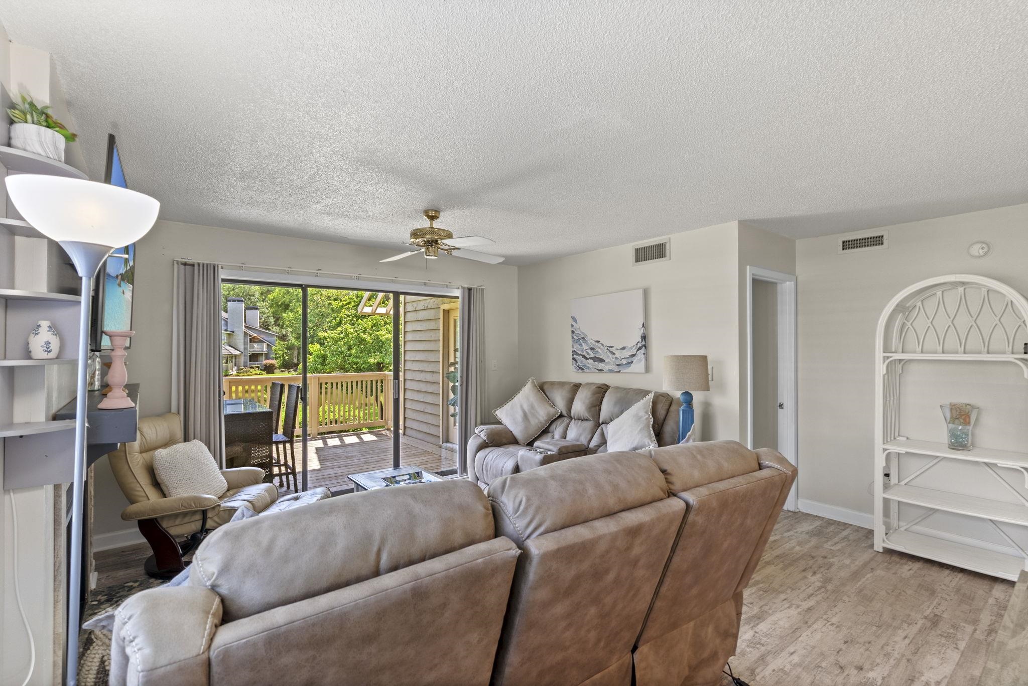 175 Saint Clears Way Unit: 23A